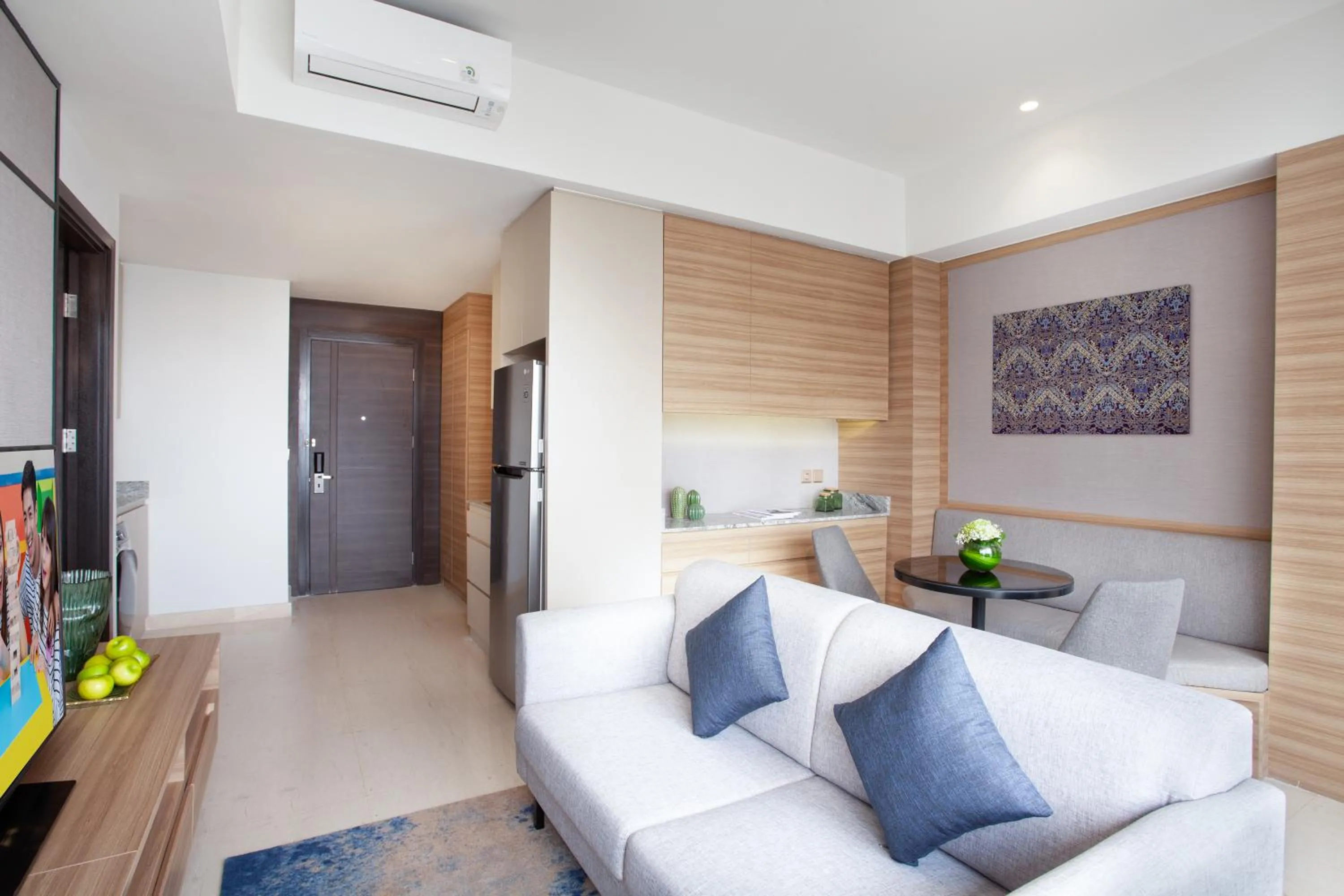 TV and multimedia, Bed in Somerset Sudirman Jakarta