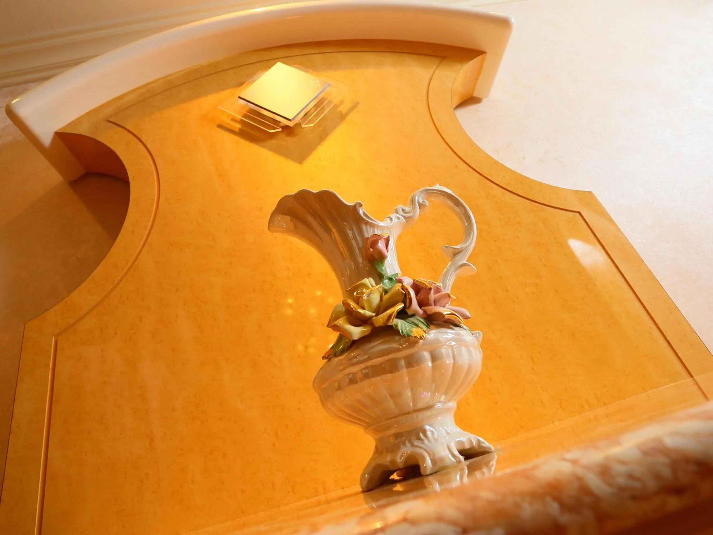 Decorative detail in Hotel Fine Garden Senboku