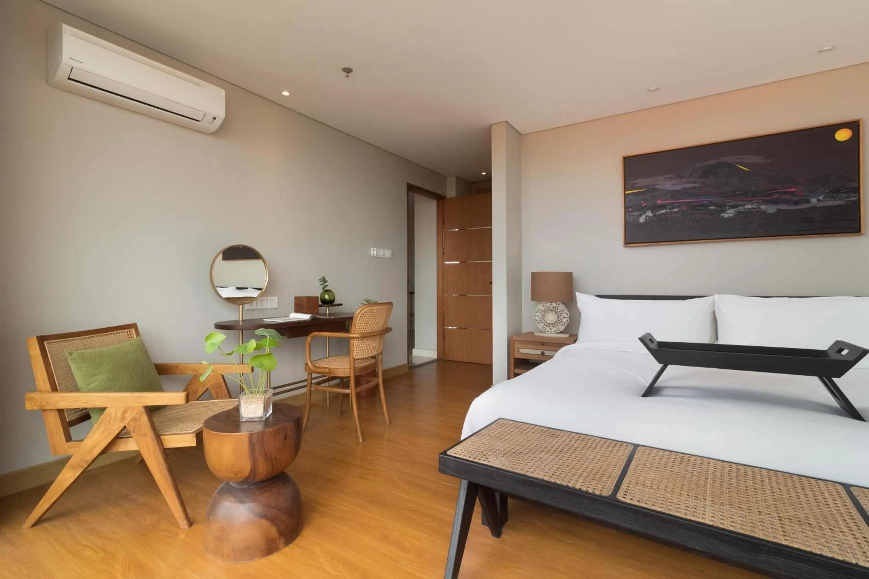 Bedroom, Bed in Beachwalk Residence