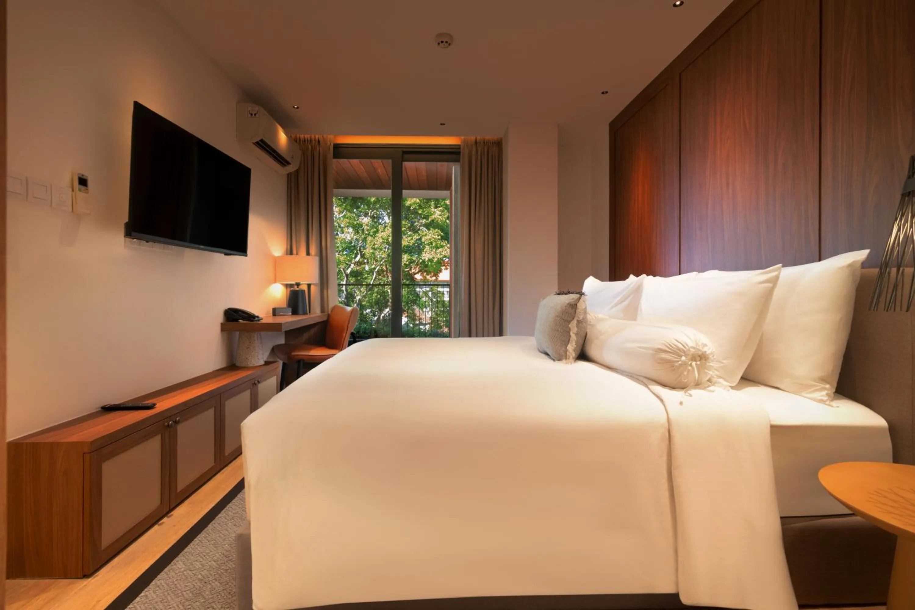 Bed in Beachwalk Residence