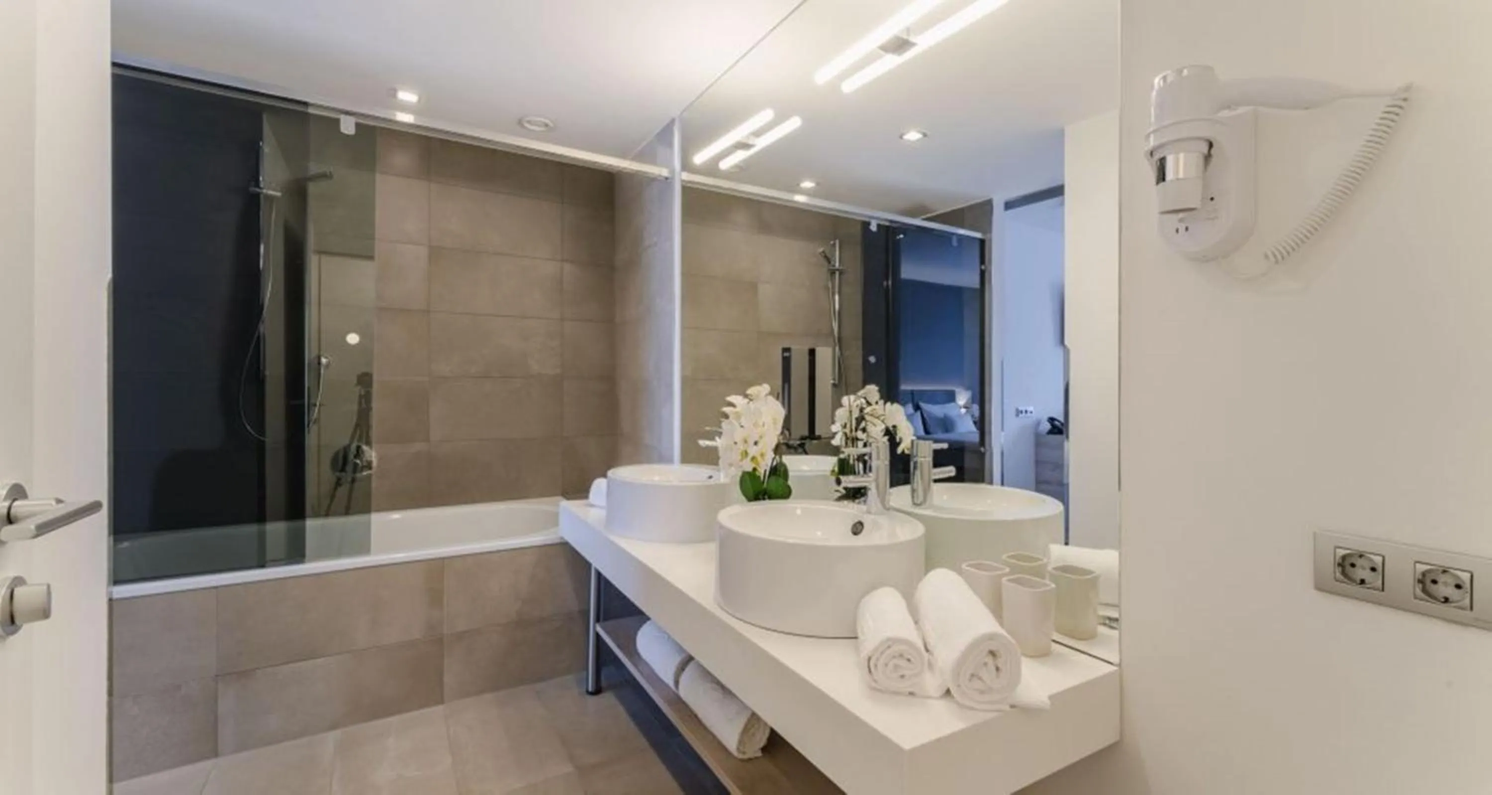 Bathroom in PLAZA INN Wien Gasometer