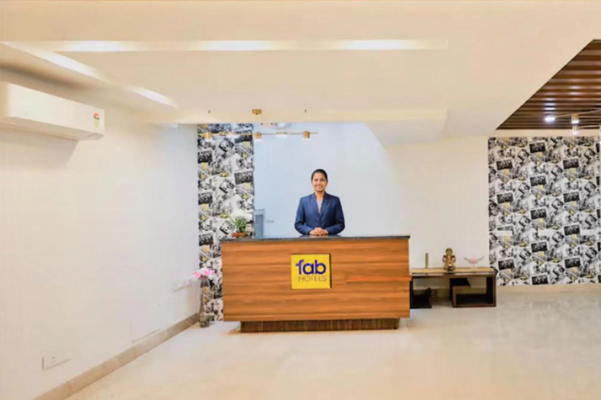 Lobby or reception in FabHotel La Paz Stay B&B