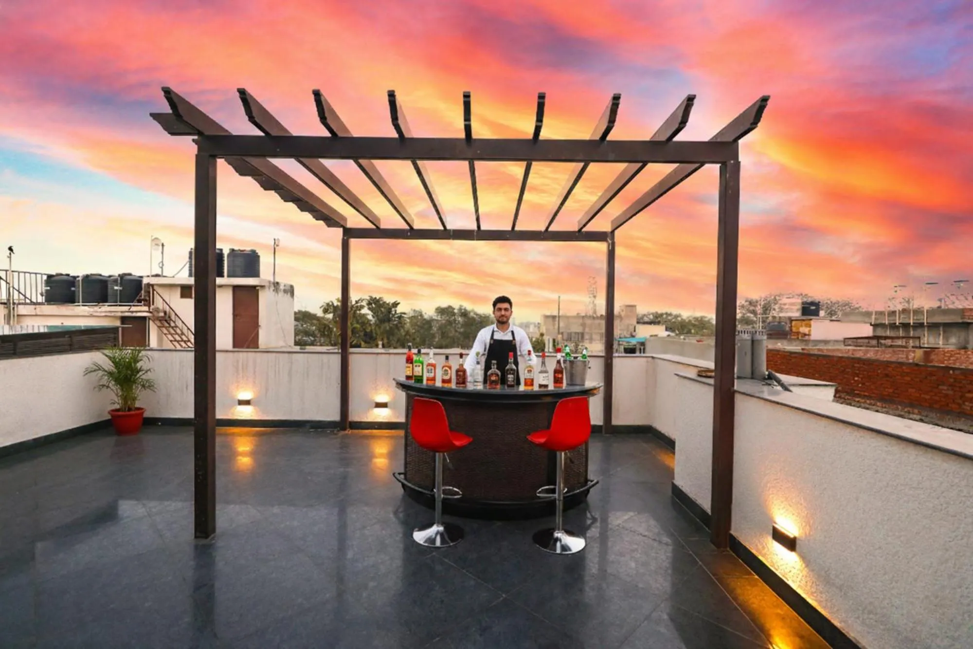 minibar in FabHotel La Paz Stay B&B