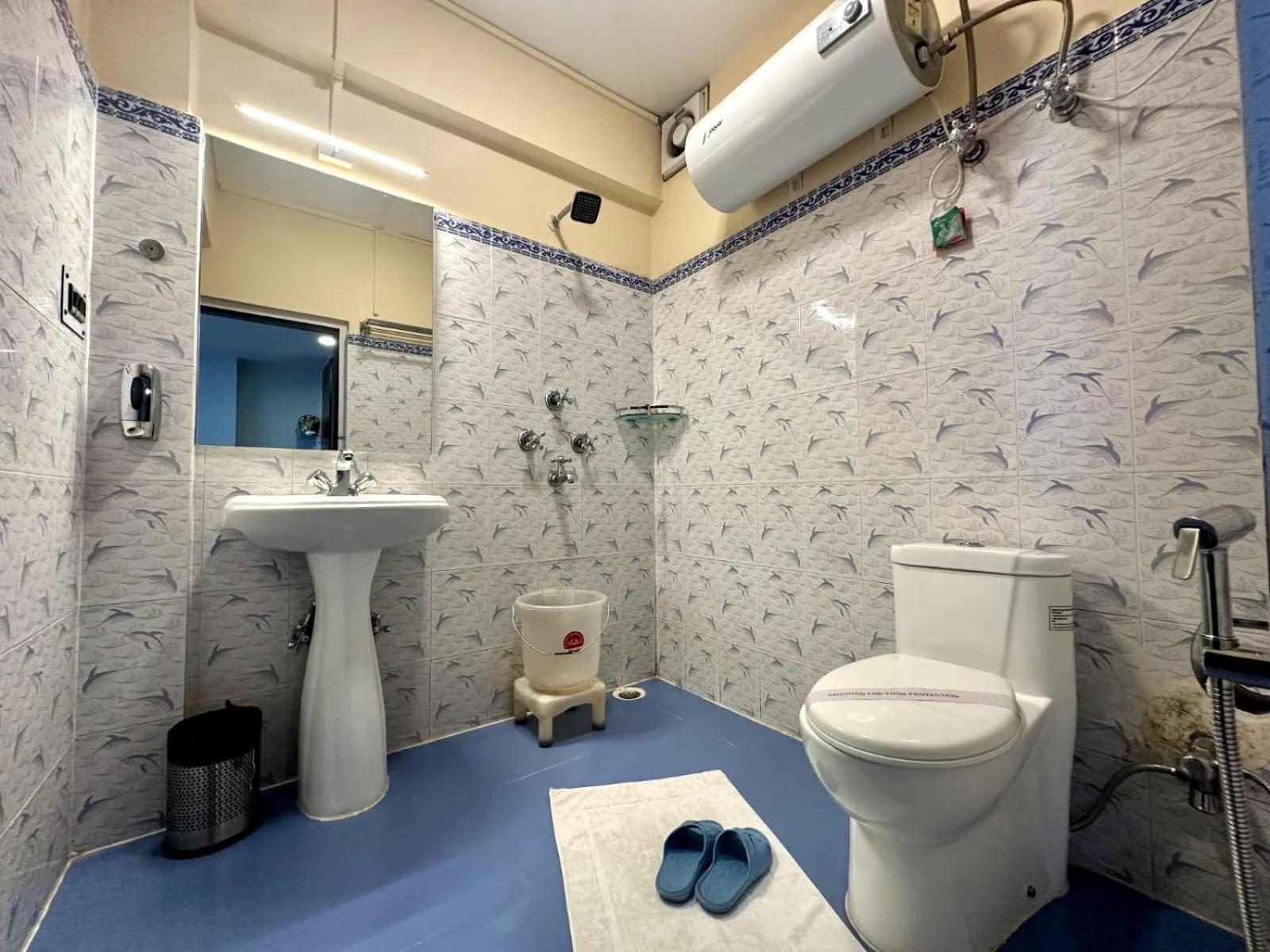 Shower in Olive By Tej Hotel And Resorts