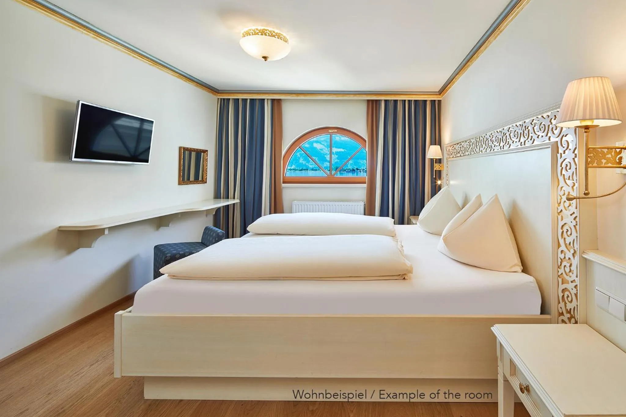 Photo of the whole room, Bed in Grand Hotel Zell am See