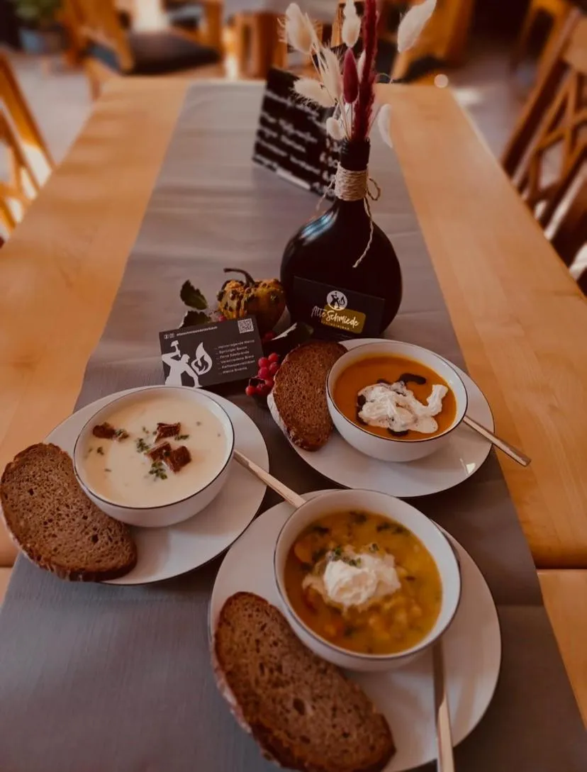 Restaurant/places to eat in Aparthotel Alte Schmiede Dettelbach