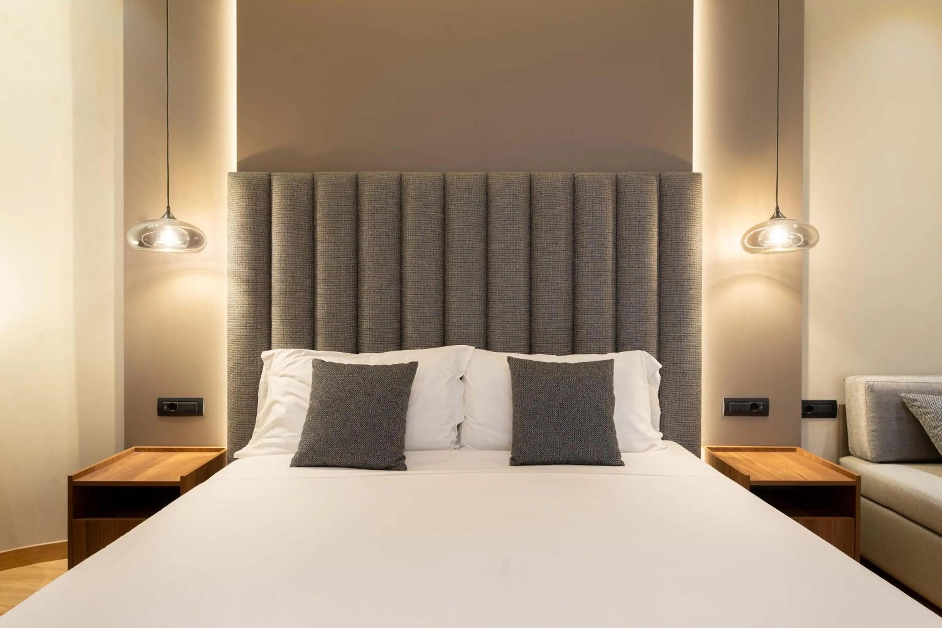 Bed in ELICAL Exclusive Private Suites