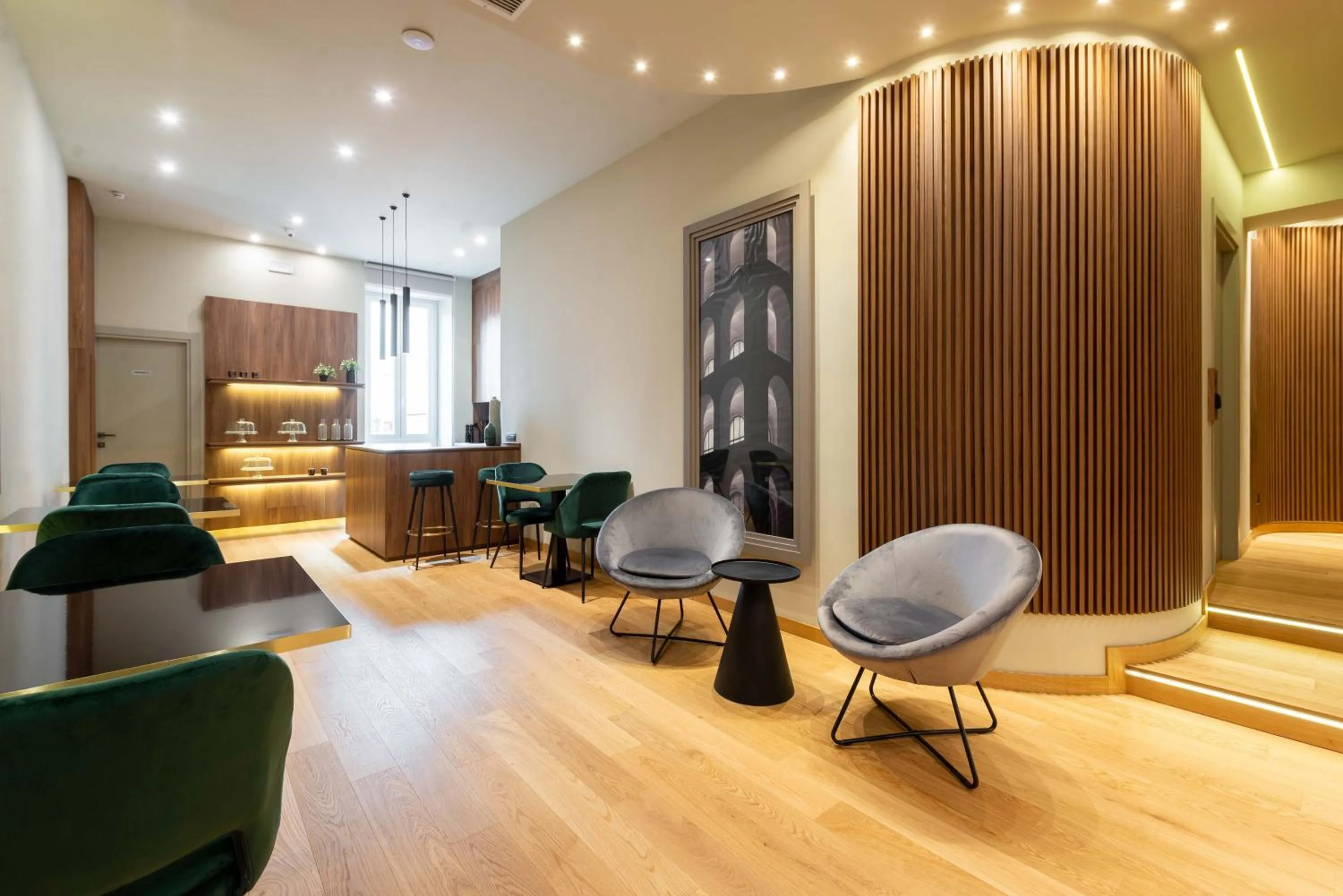 Communal lounge/ TV room in ELICAL Exclusive Private Suites