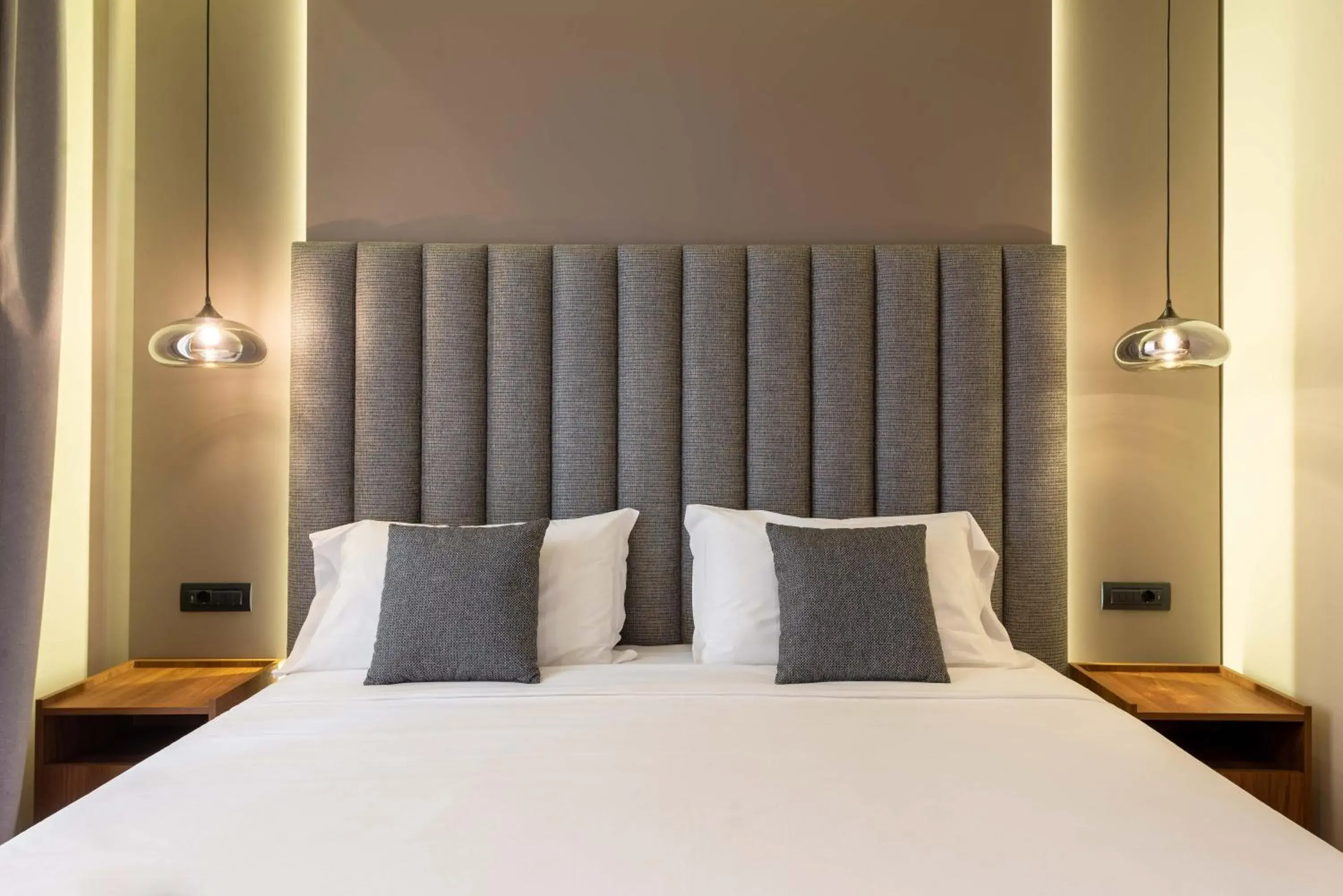 Deluxe Double Room with Bath in ELICAL Exclusive Private Suites Deluxe Double Room with Bath in ELICAL Exclusive Private Suites