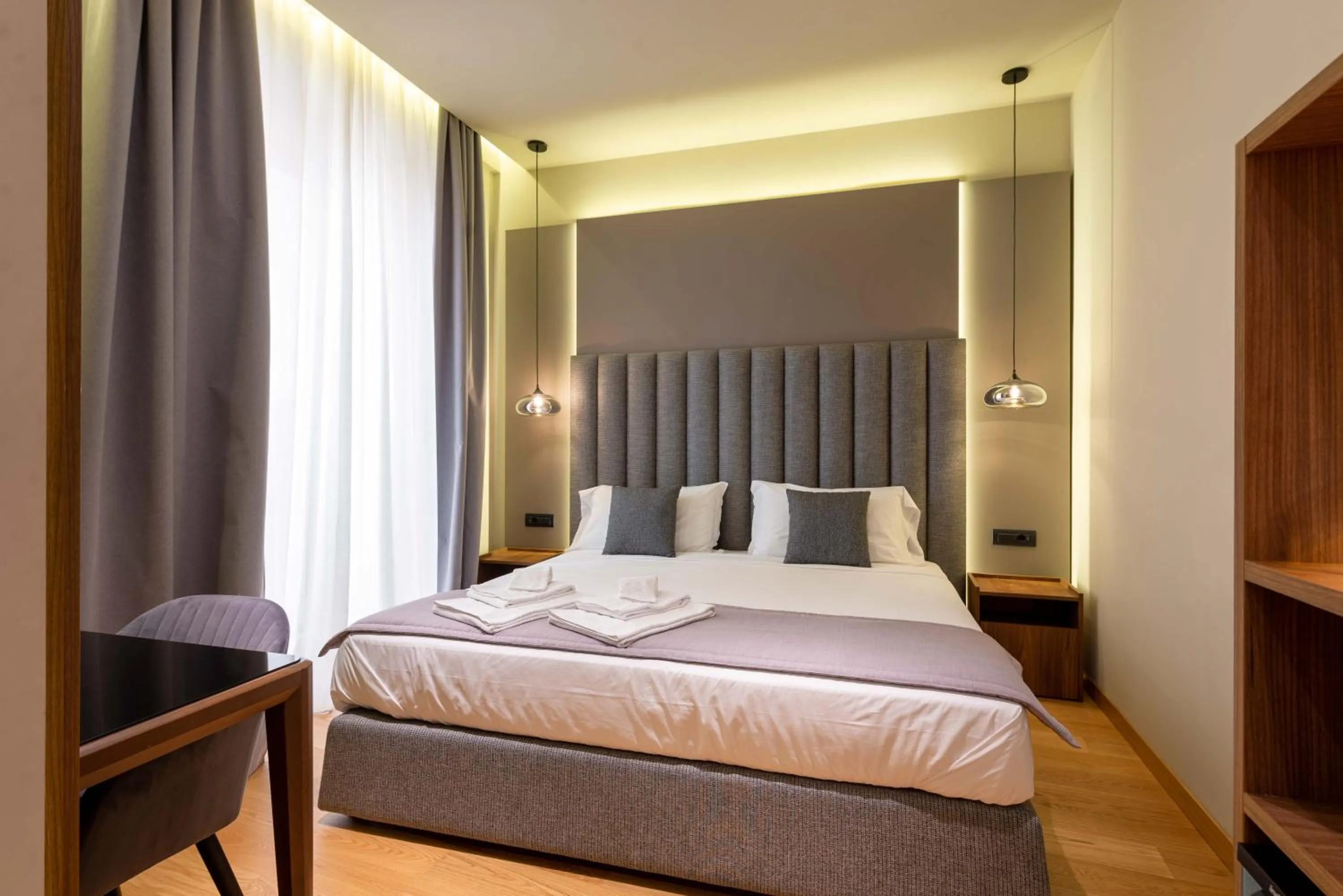 Bed in ELICAL Exclusive Private Suites