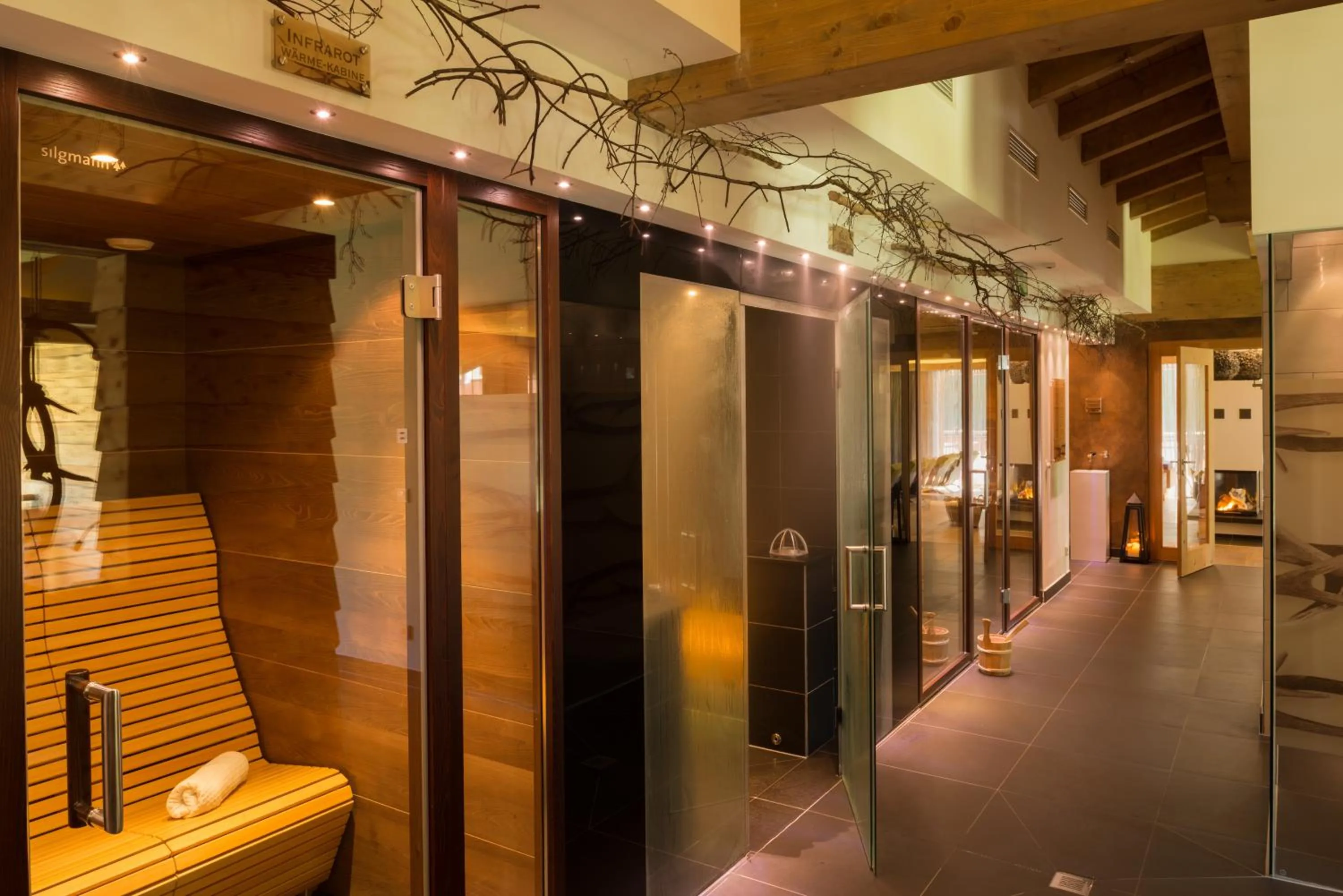 Shower in Hotel DIE SONNE