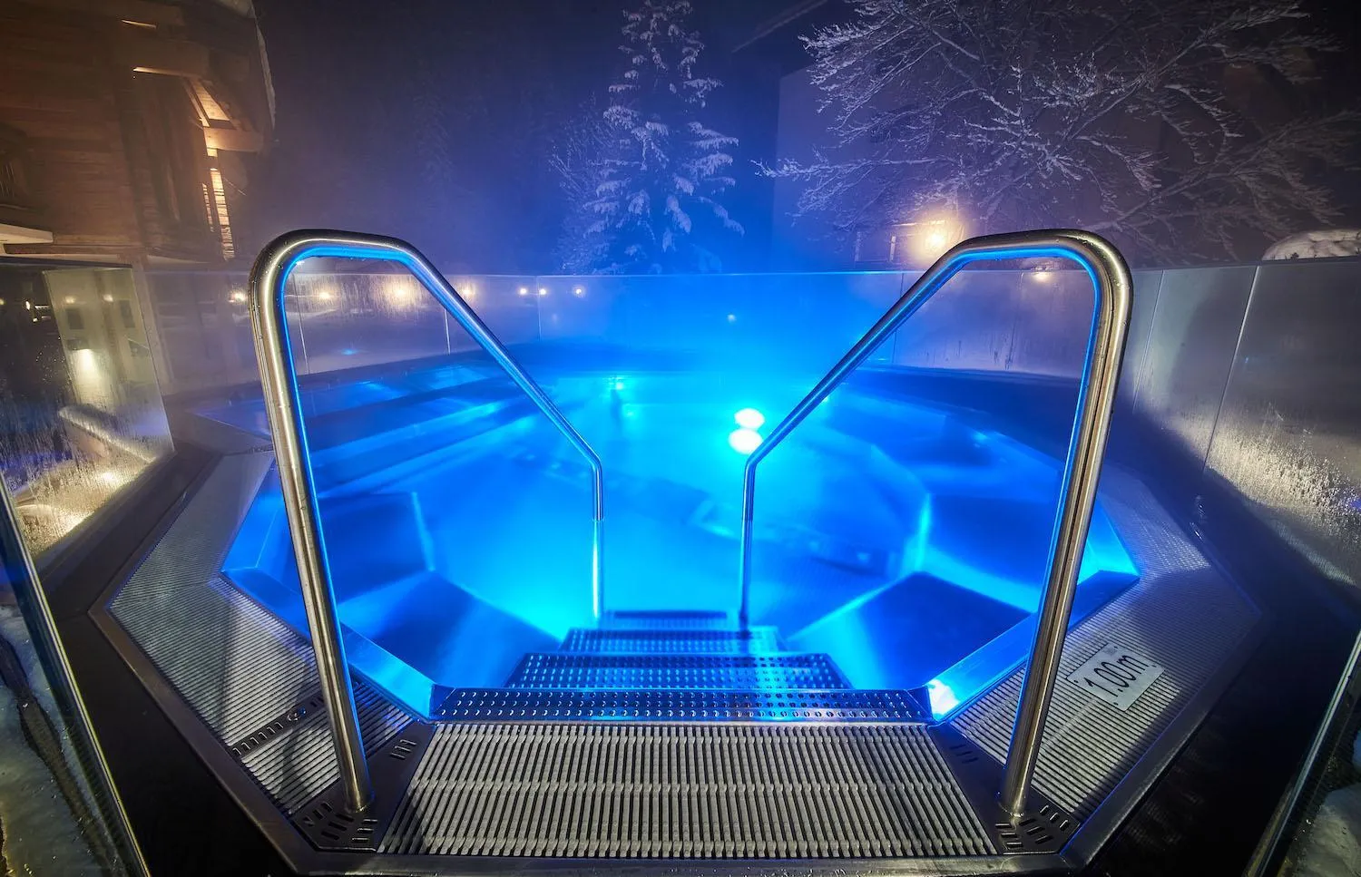 Hot Tub in Hotel DIE SONNE