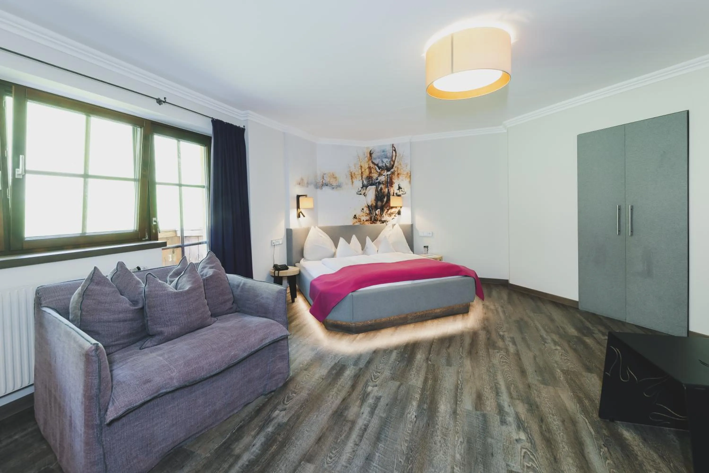 Photo of the whole room in Hotel DIE SONNE