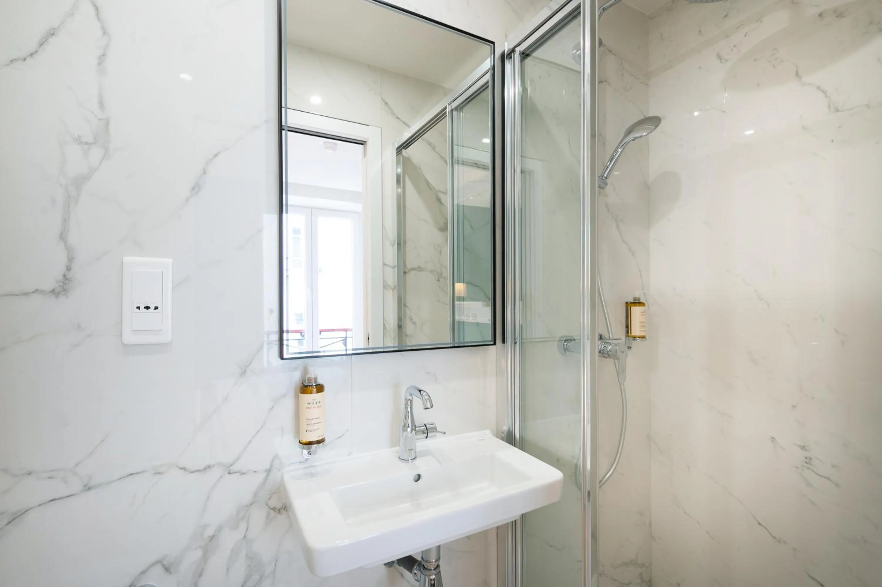 HOTEL AU COEUR DES ARTS ET METIERS