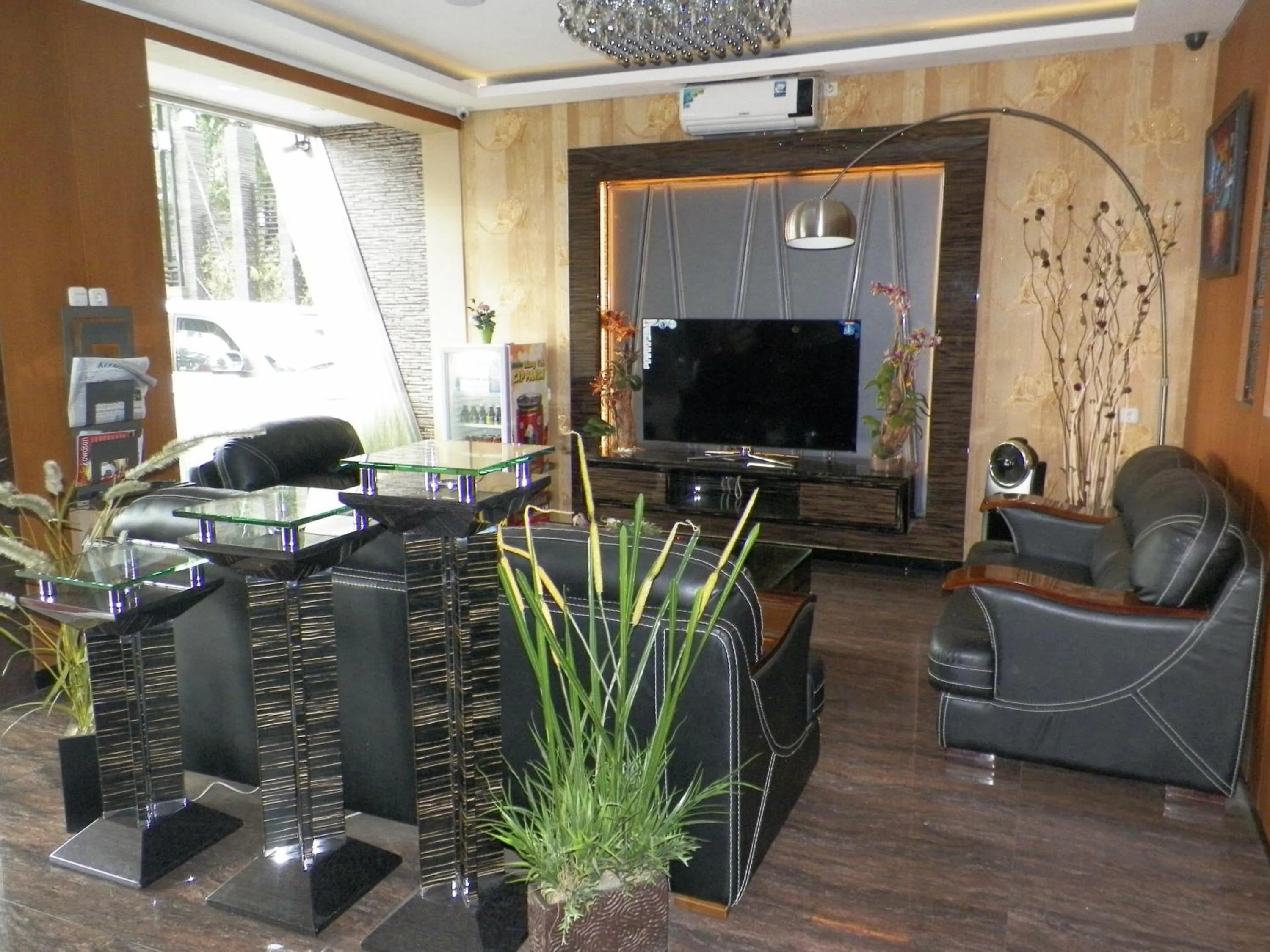 Lobby or reception in Hotel Victory Bandung