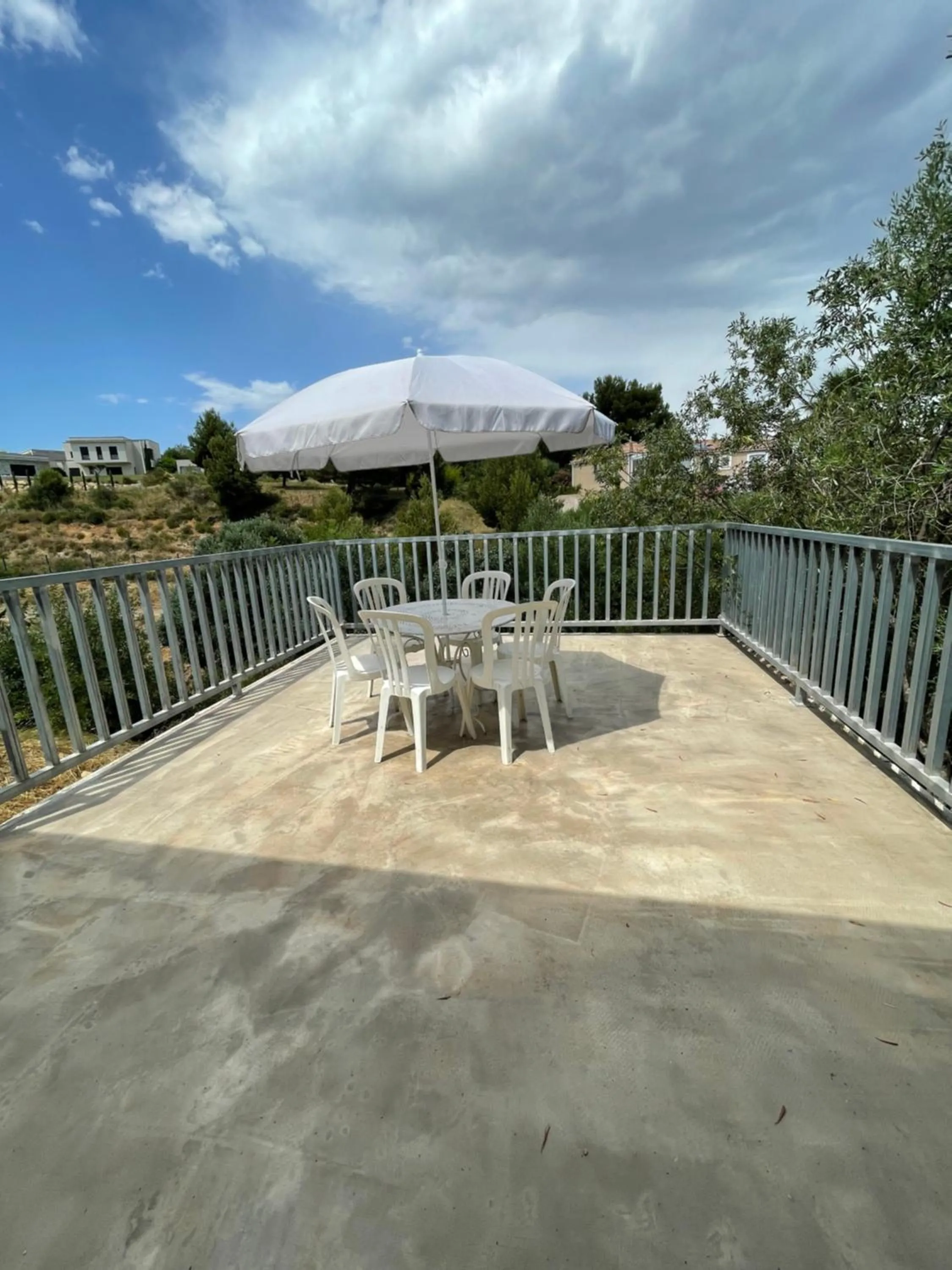 Balcony/Terrace in Le Fenouillet Cottage proche des Grands Buffets