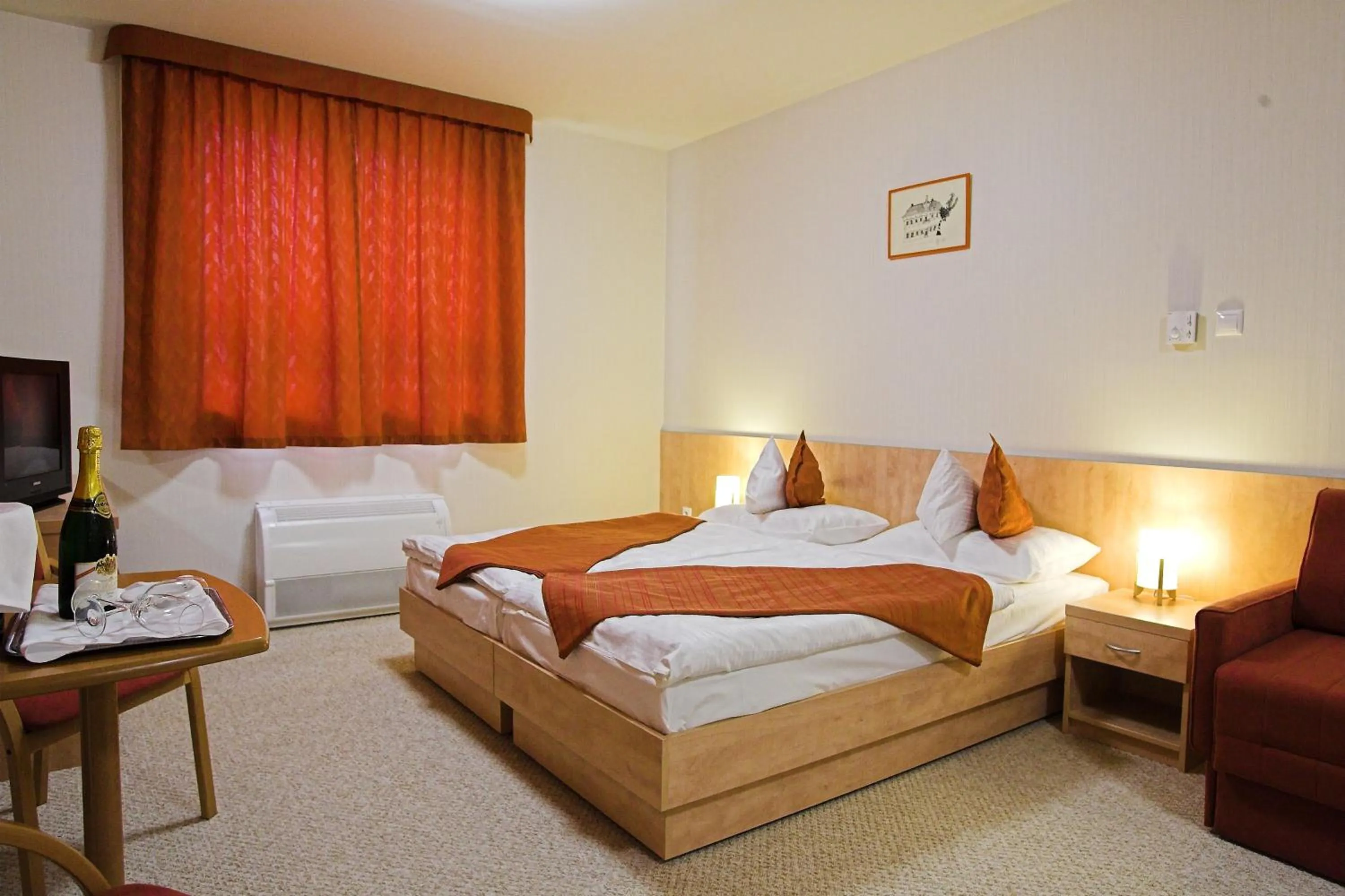 Photo of the whole room, Bed in Völgyikút Ház