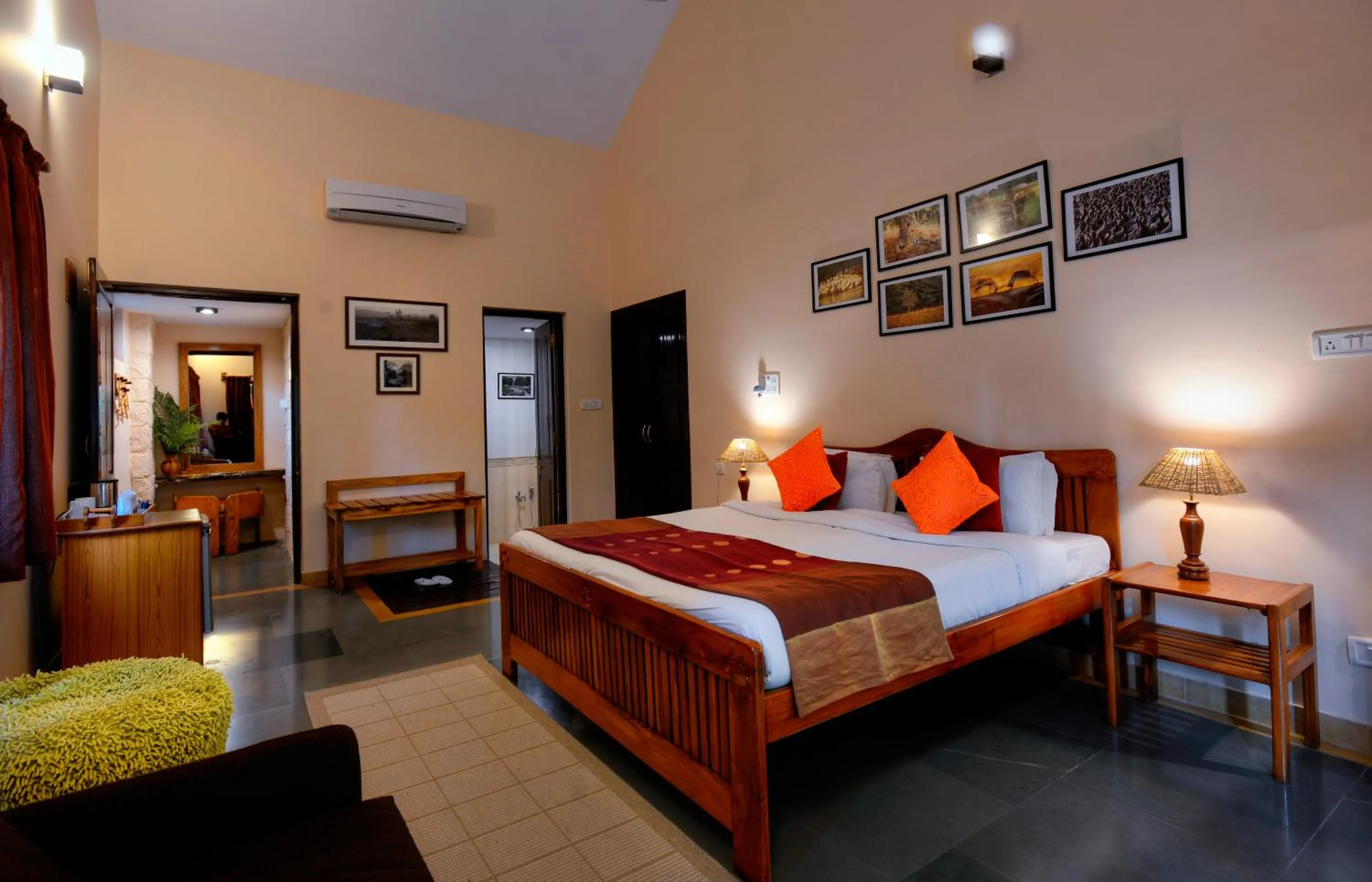 Bathroom, Bed in Pench Jungle Camp