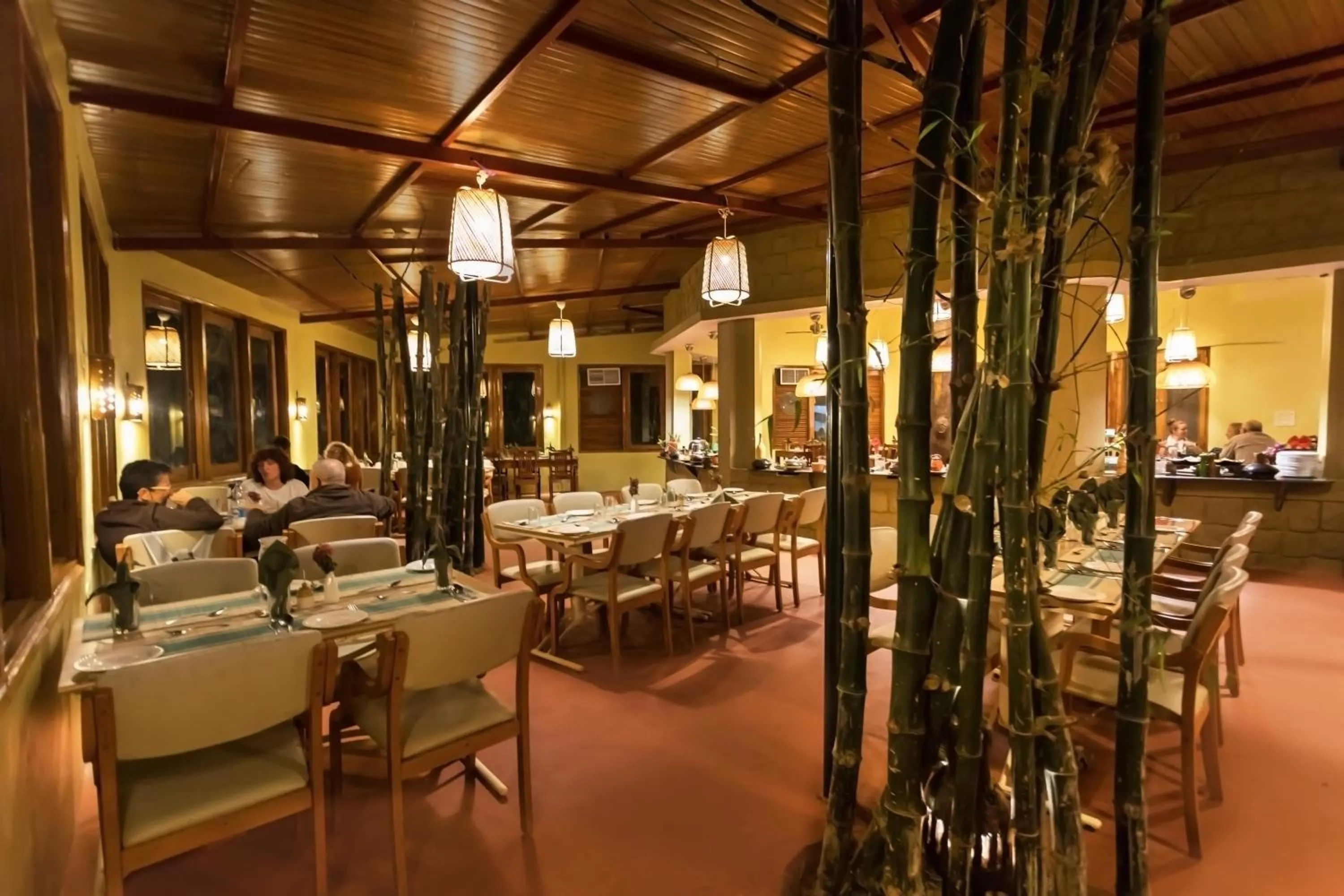 Restaurant/places to eat in Pench Jungle Camp