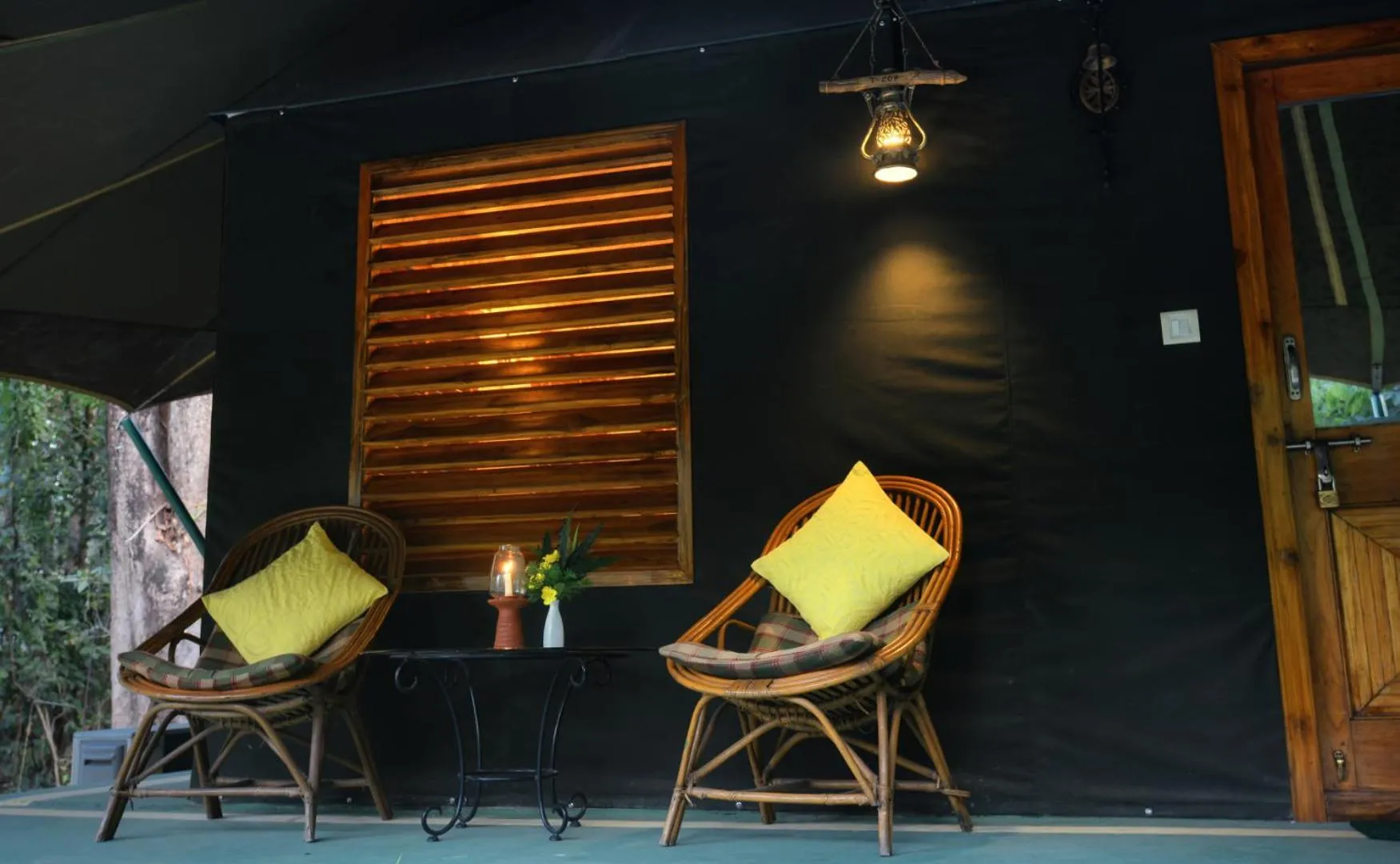 Seating area in Pench Jungle Camp