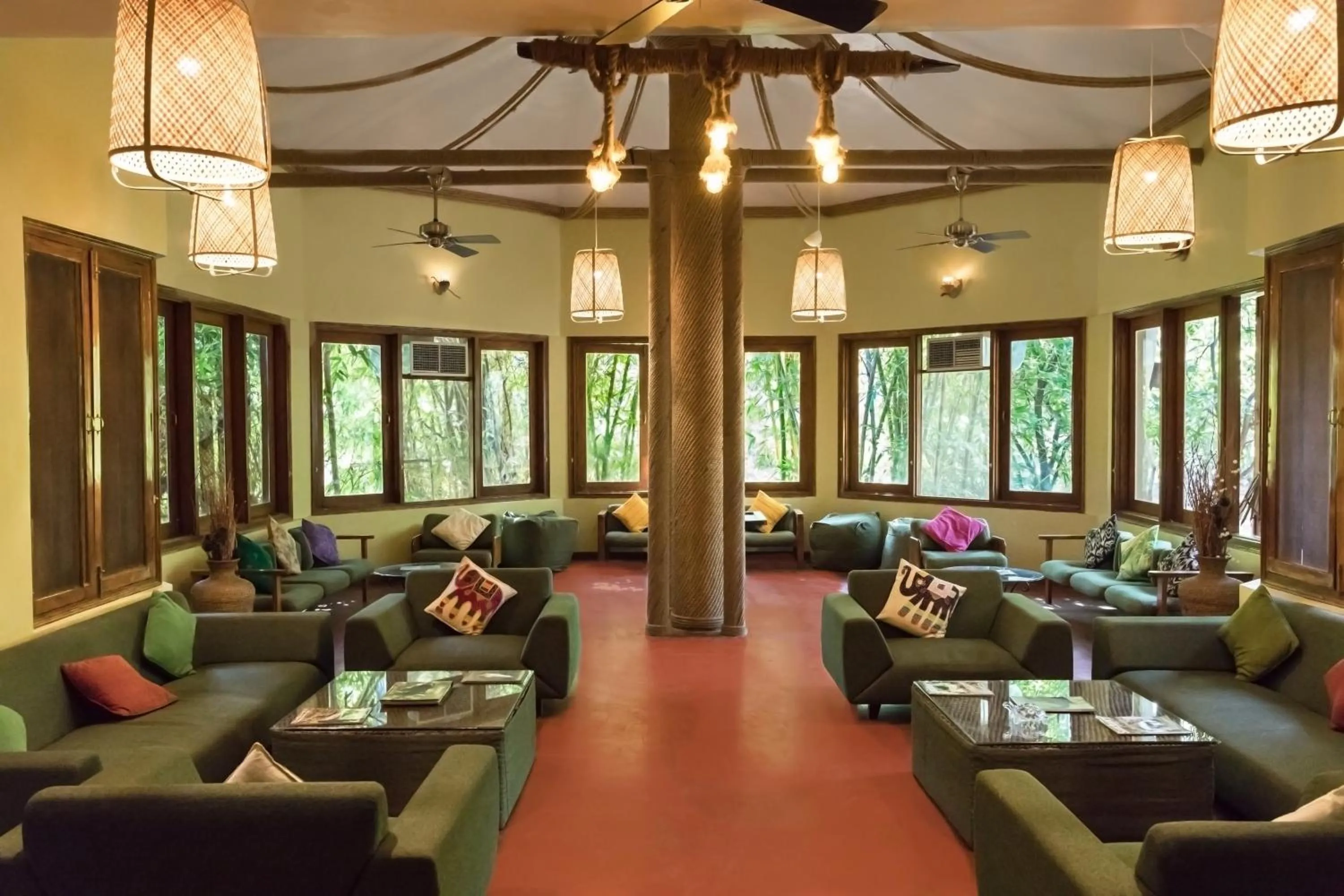 Lounge or bar in Pench Jungle Camp