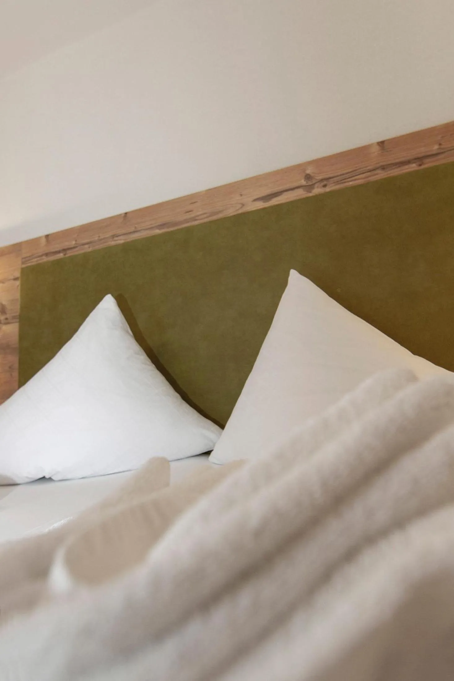 Bed in Hotel Neuwirt