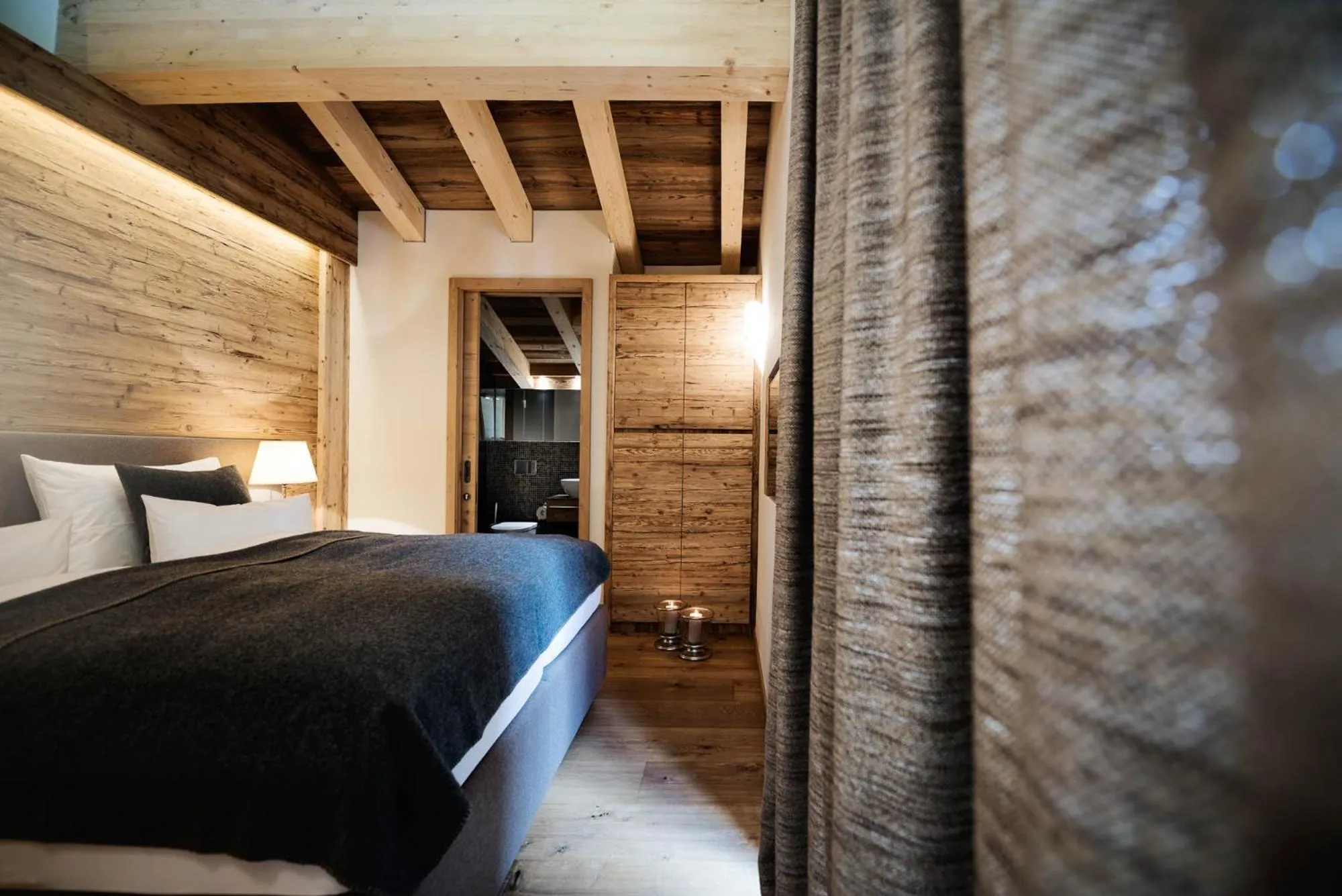 Bed in Galzig Lodge