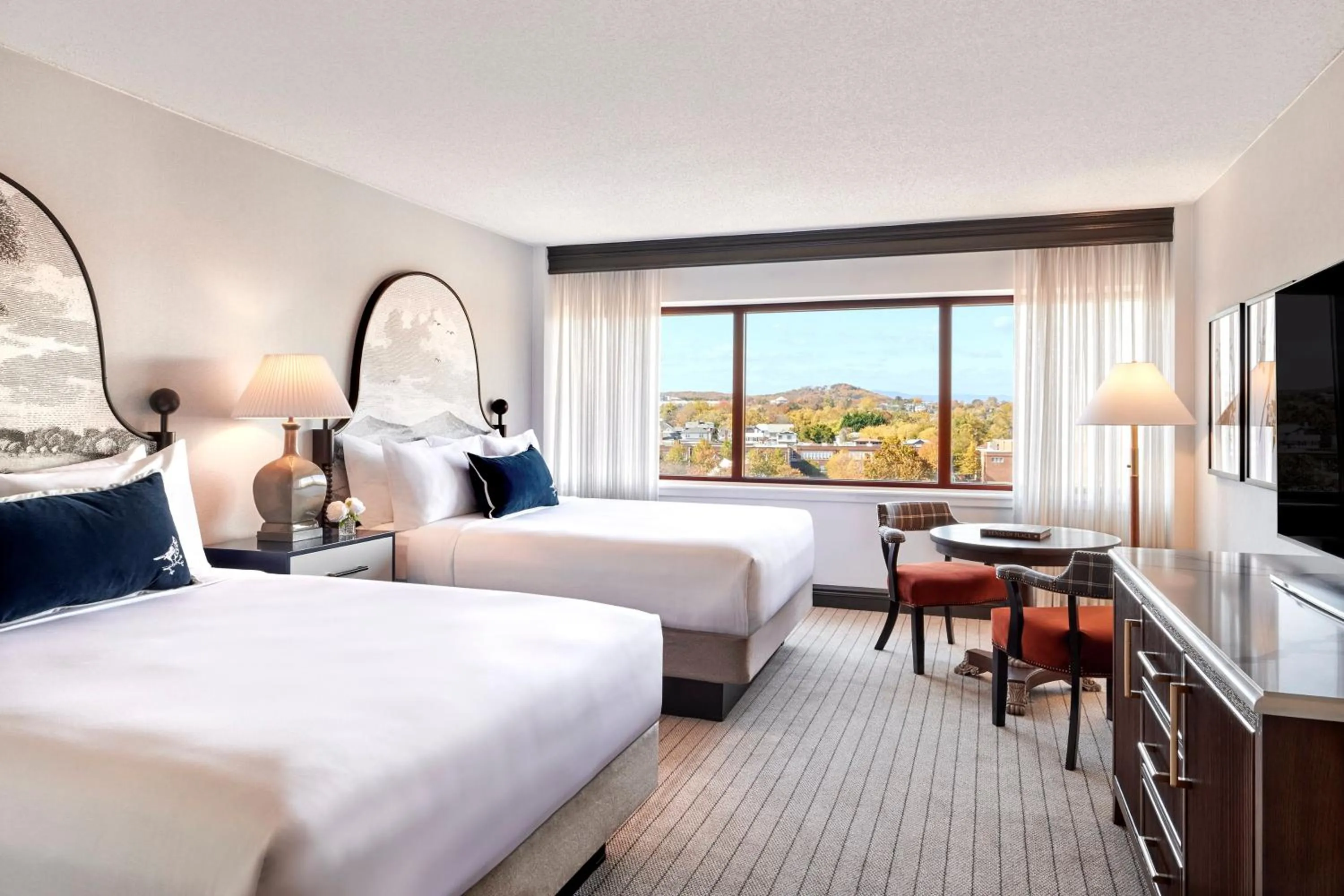 Deluxe Room 2 Queen Beds in Omni Charlottesville Hotel