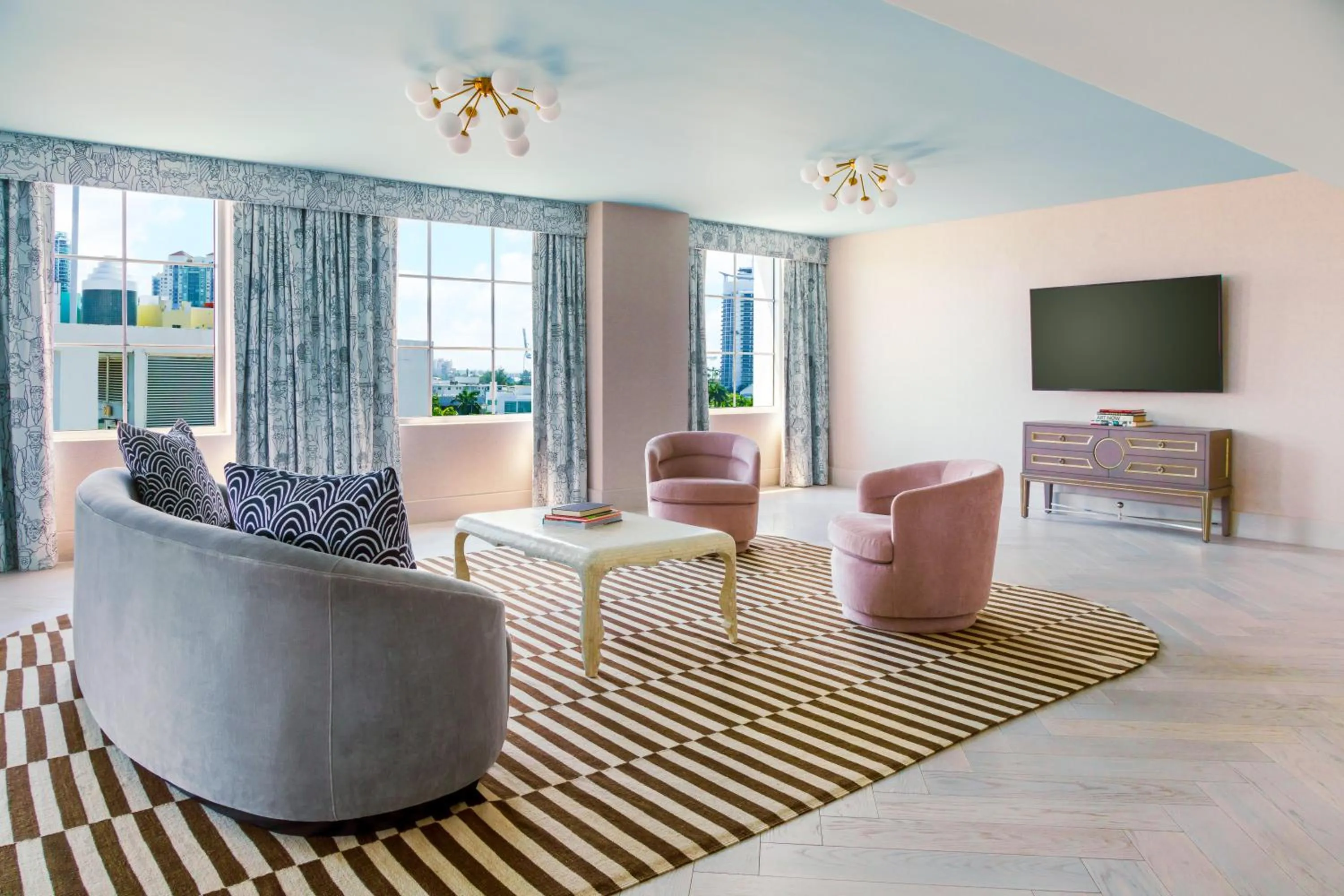 Living room in The Goodtime Hotel, Miami Beach a Tribute Portfolio Hotel