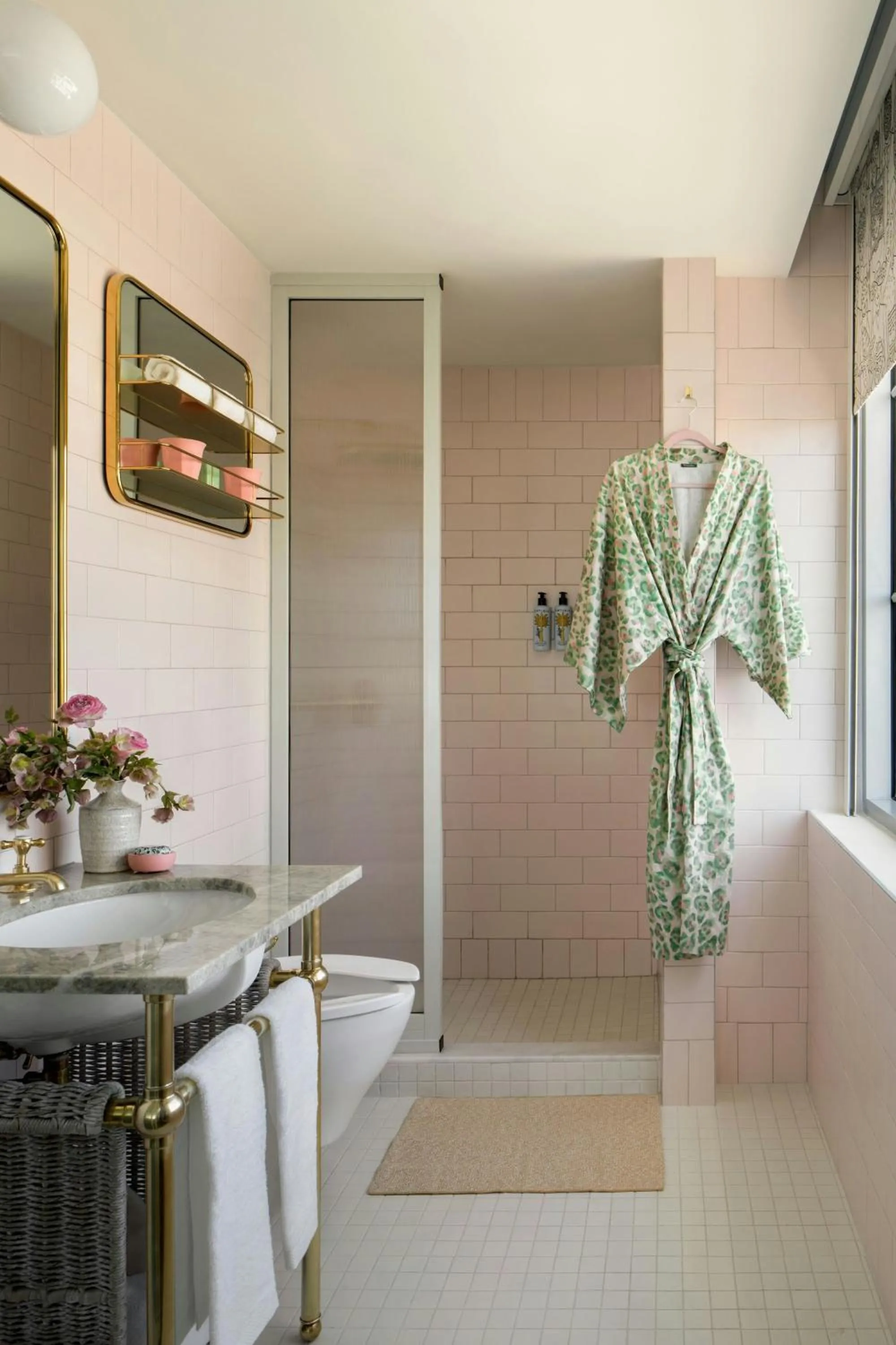 Bathroom in The Goodtime Hotel, Miami Beach a Tribute Portfolio Hotel