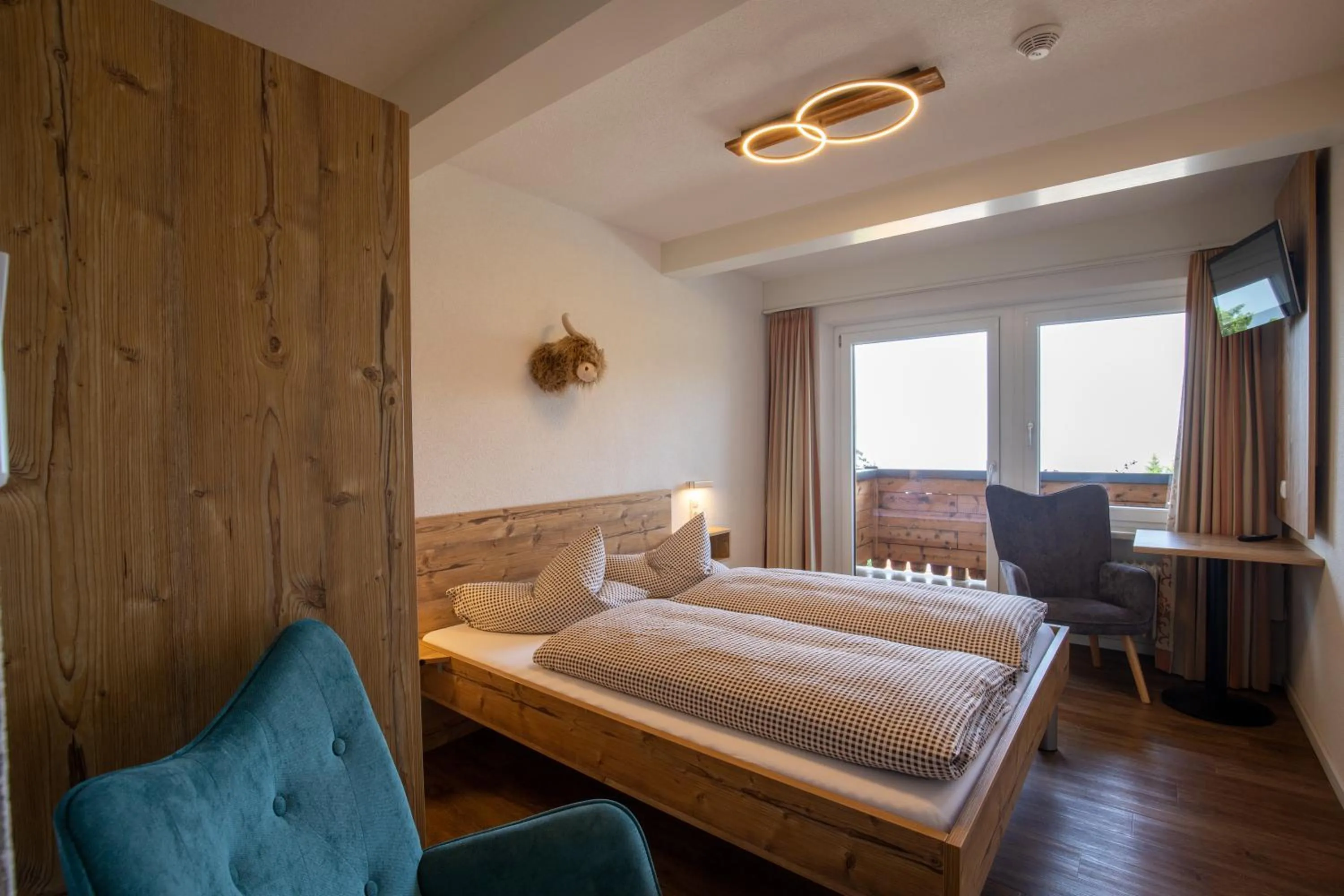 Photo of the whole room, Bed in Hotel Pension Tyrol