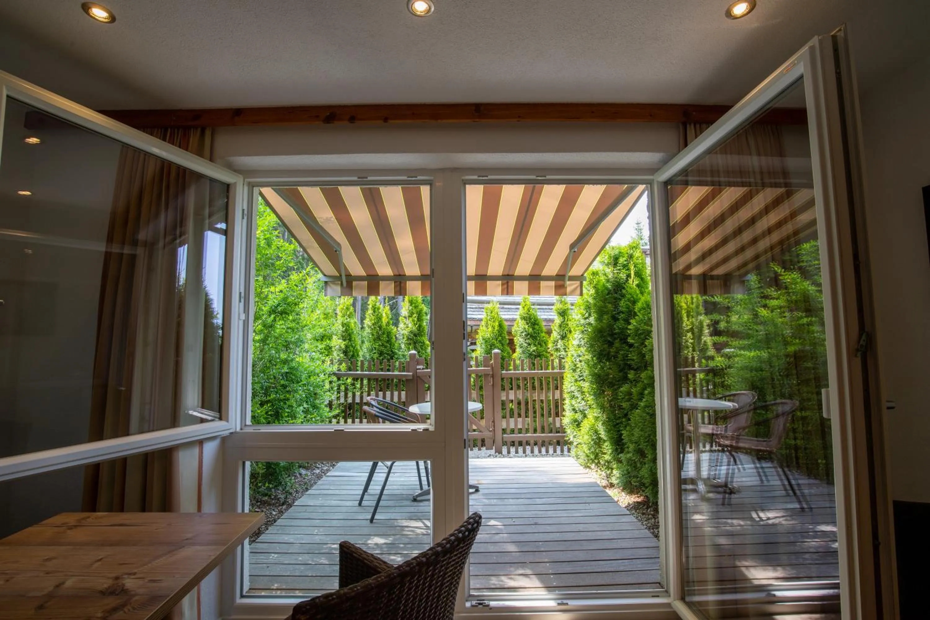 Garden in Hotel Pension Tyrol