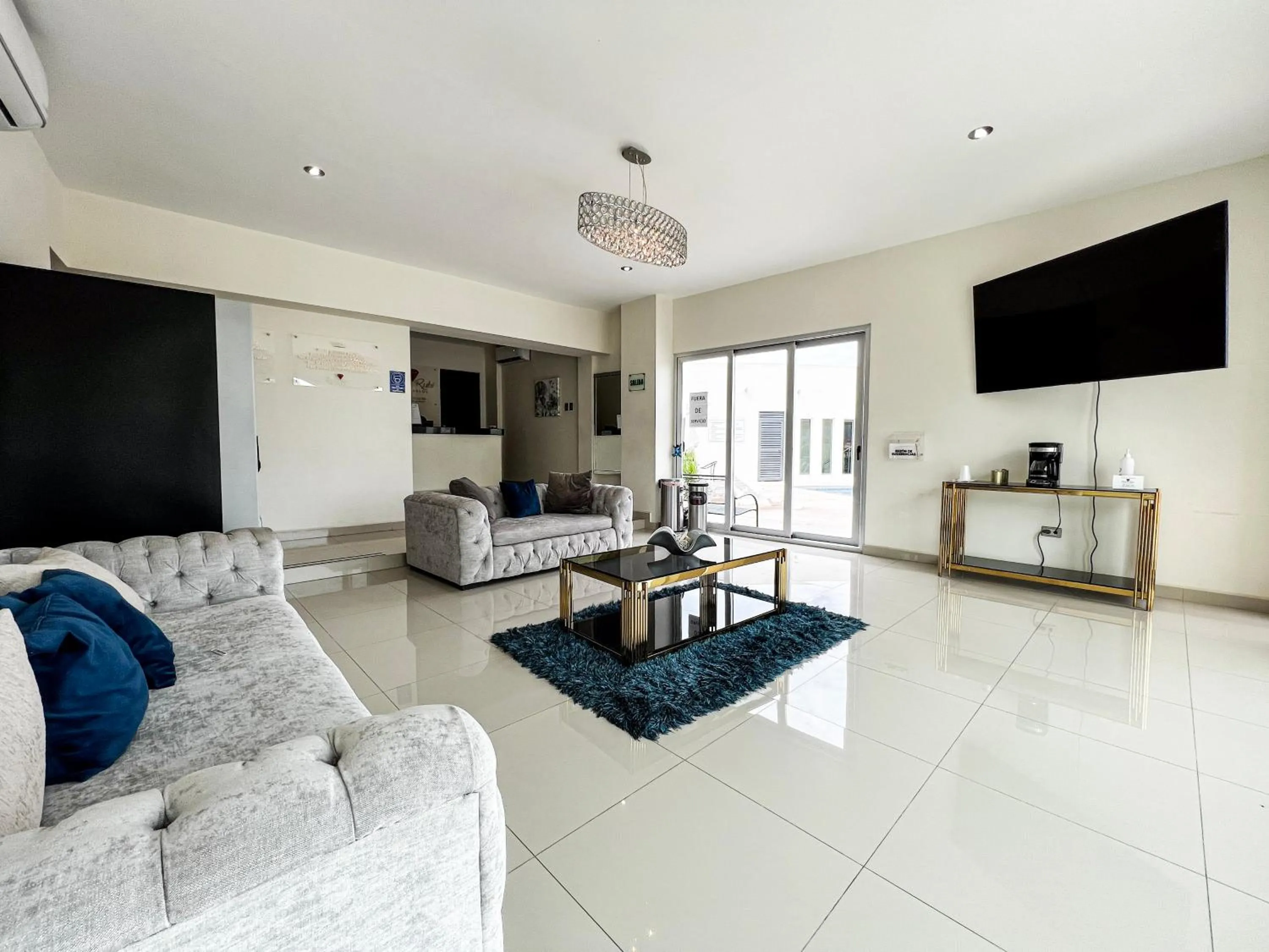 Lobby or reception in Suites Rubí - Las Mejores vistas de San Carlos