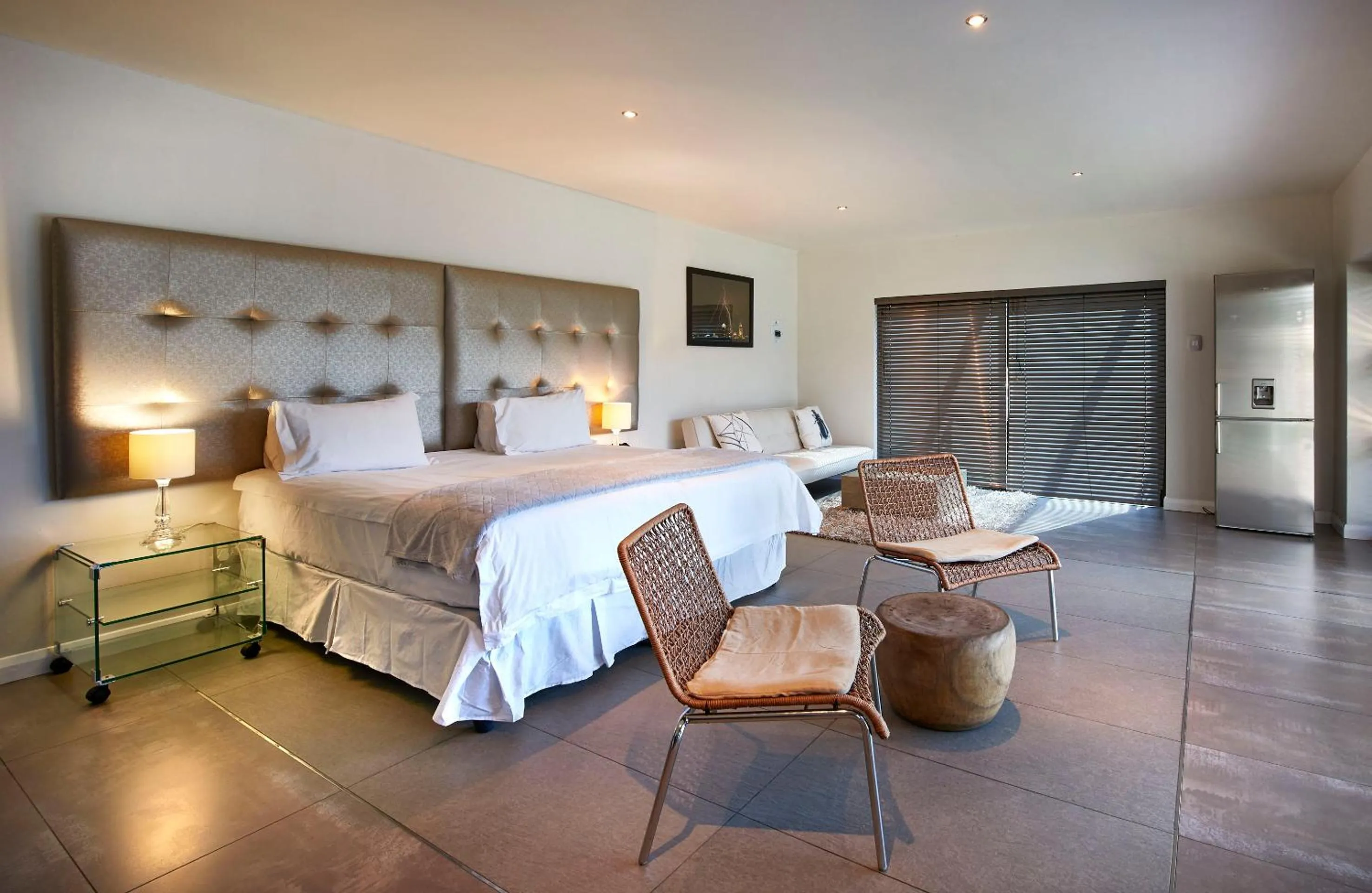 TV and multimedia, Bed in Dynasty Forest Sandown Self Catering Hotel