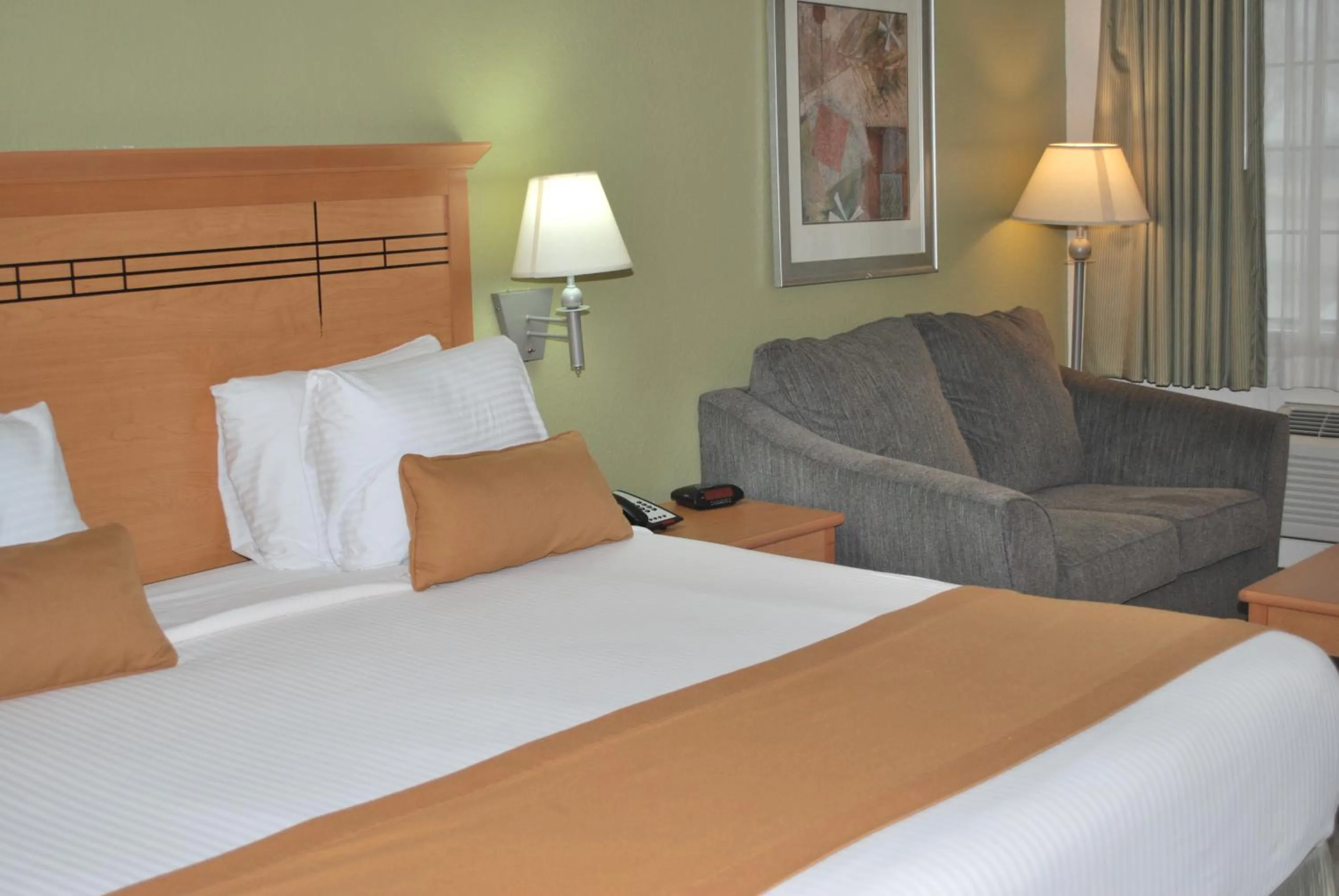 Bed in Scottish Inns