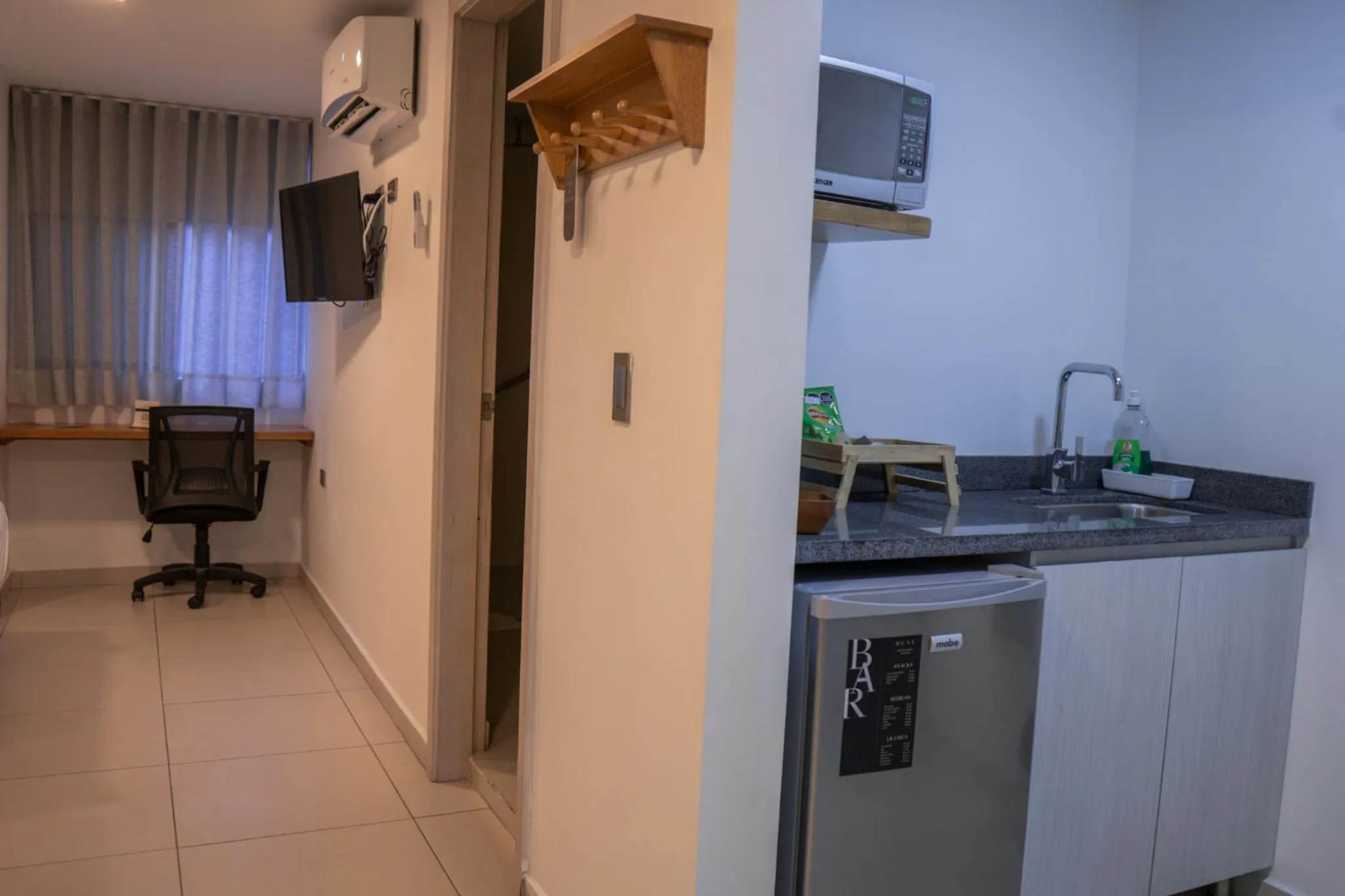 TV and multimedia in Hotel Bambu Milla De Oro