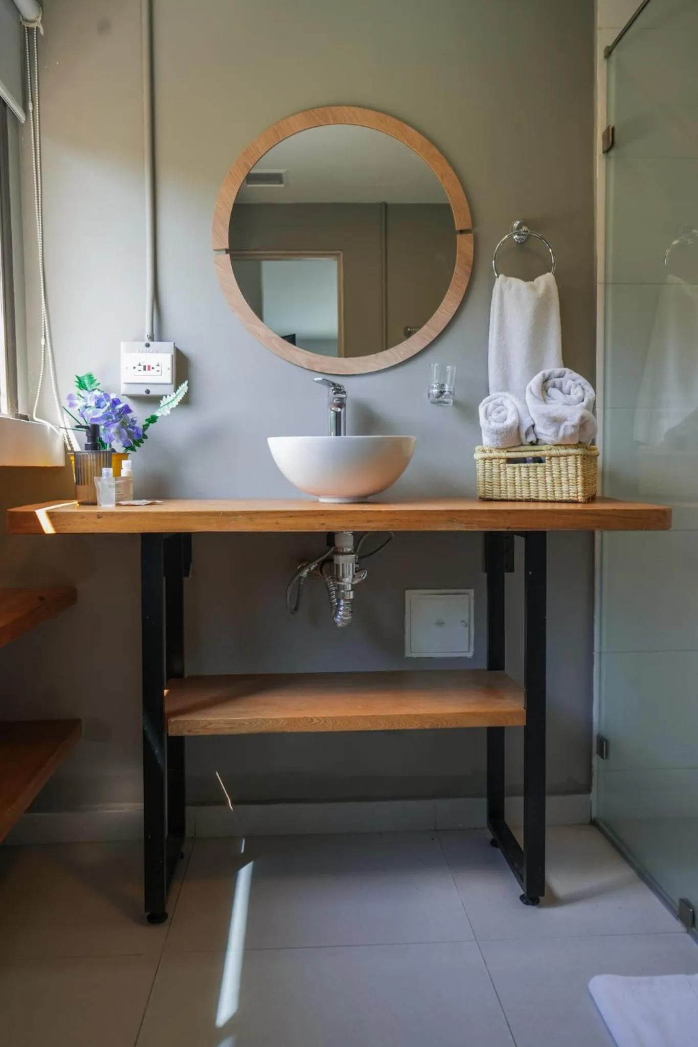 Shower in Hotel Bambu Milla De Oro