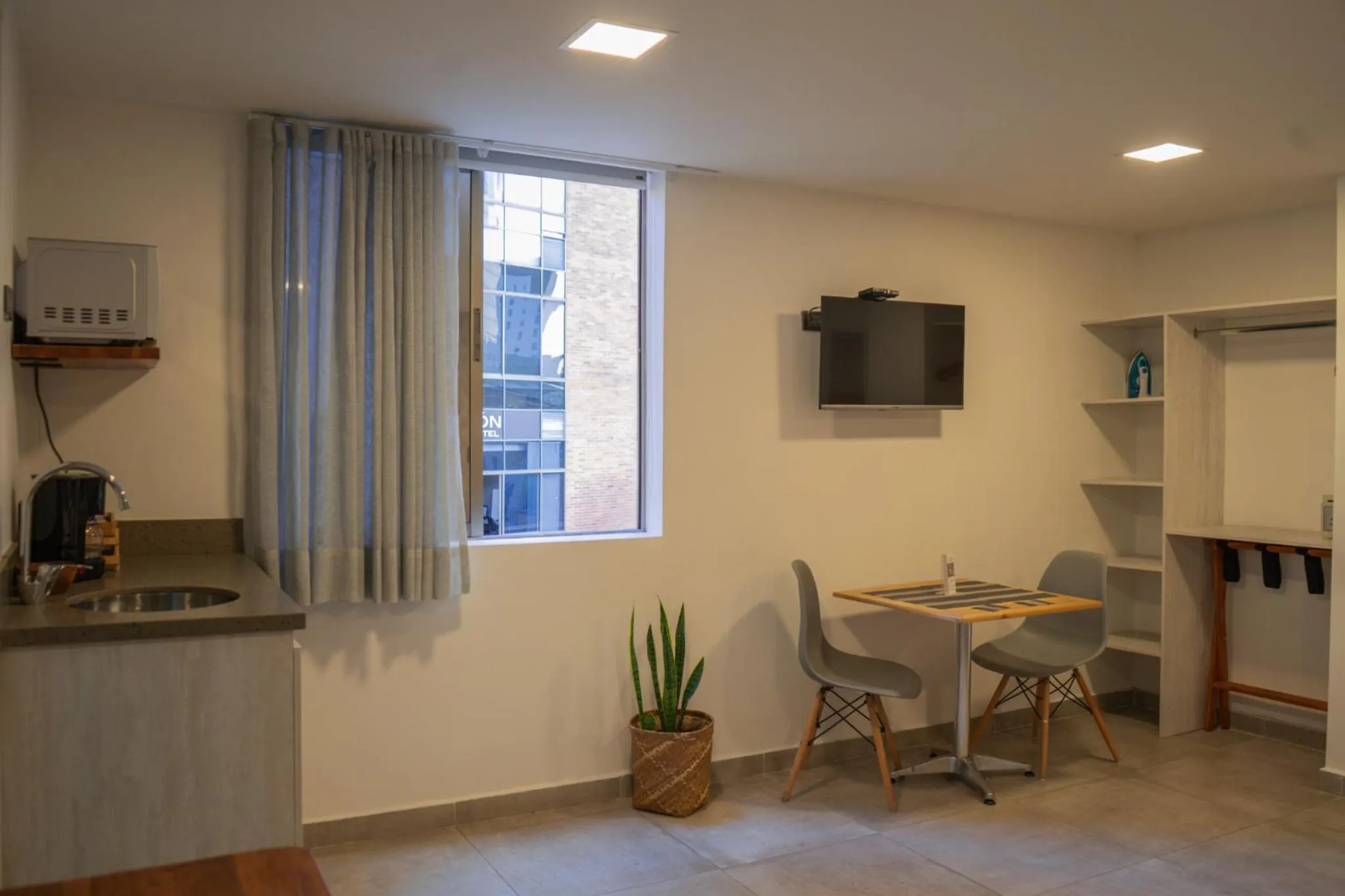 TV and multimedia in Hotel Bambu Milla De Oro