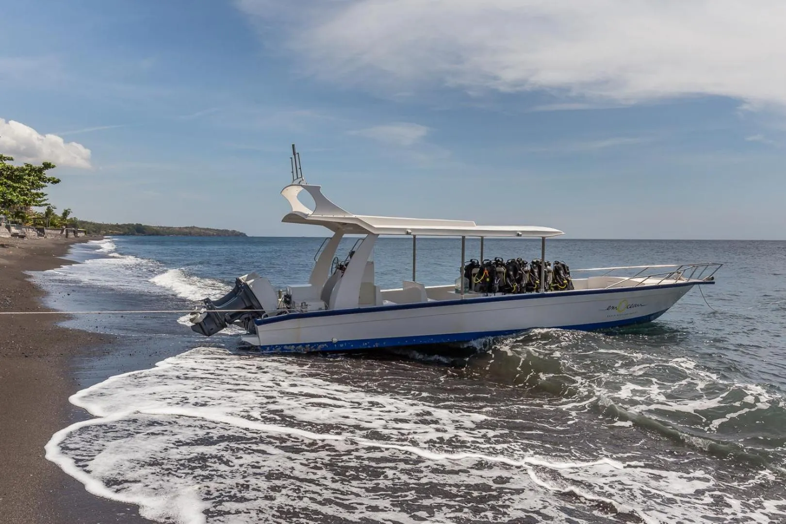 Diving in Emocean Beach Boutique Dive Resort