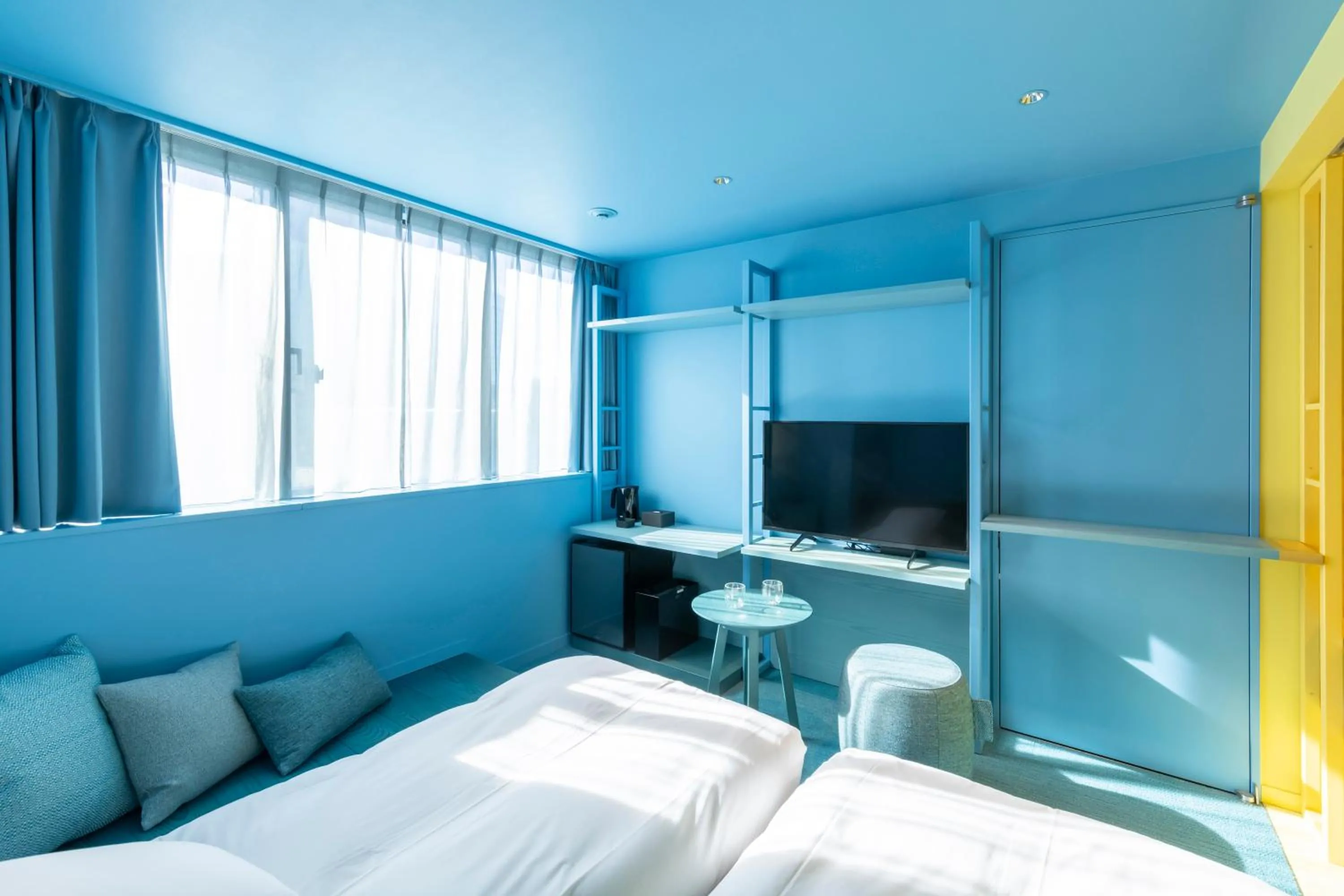 Bed in toggle hotel suidobashi TOKYO