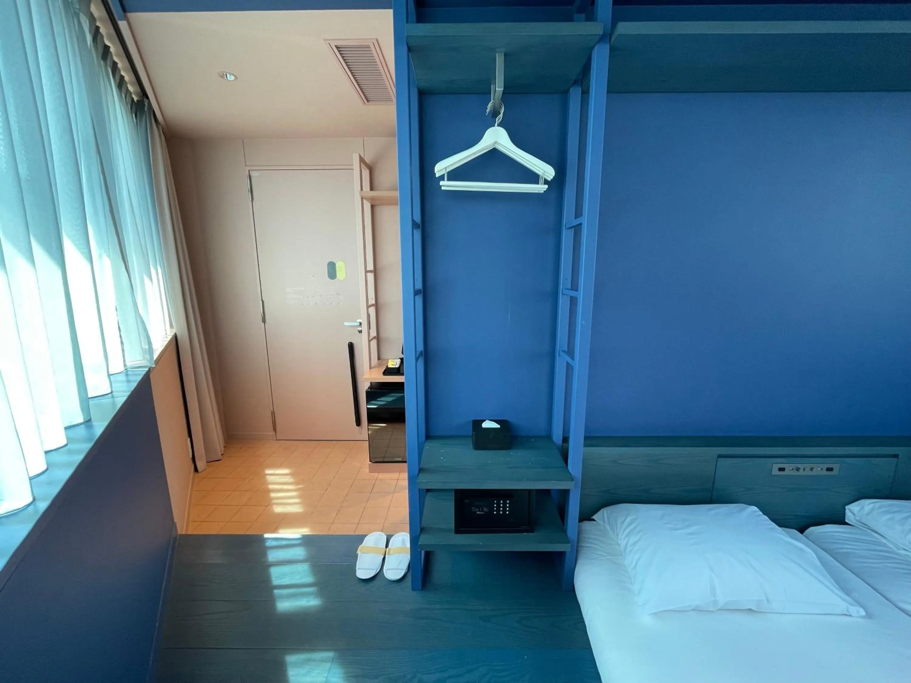 Bed in toggle hotel suidobashi TOKYO