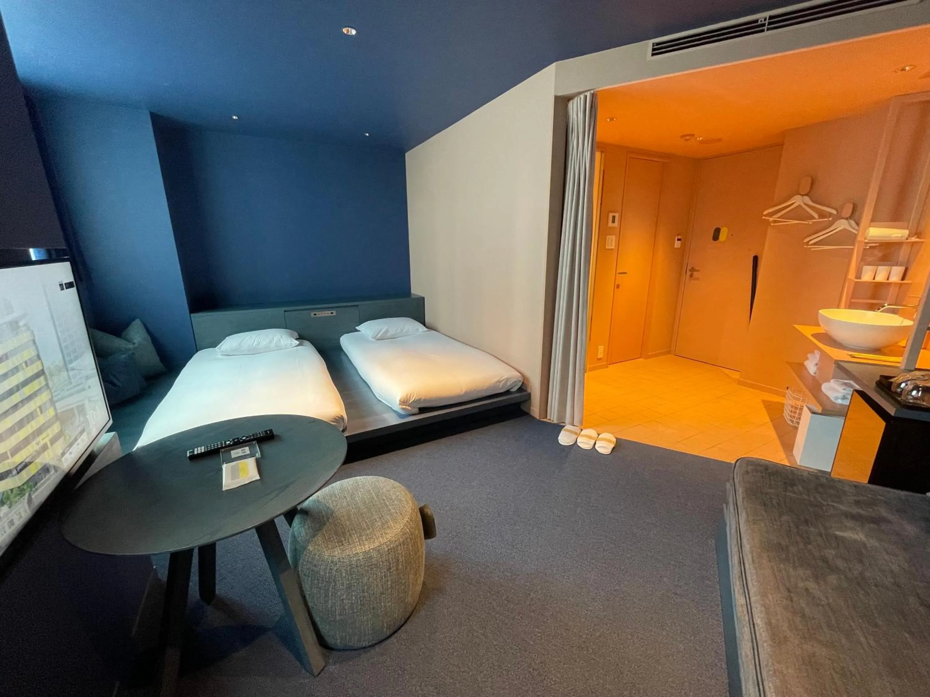 Bed in toggle hotel suidobashi TOKYO