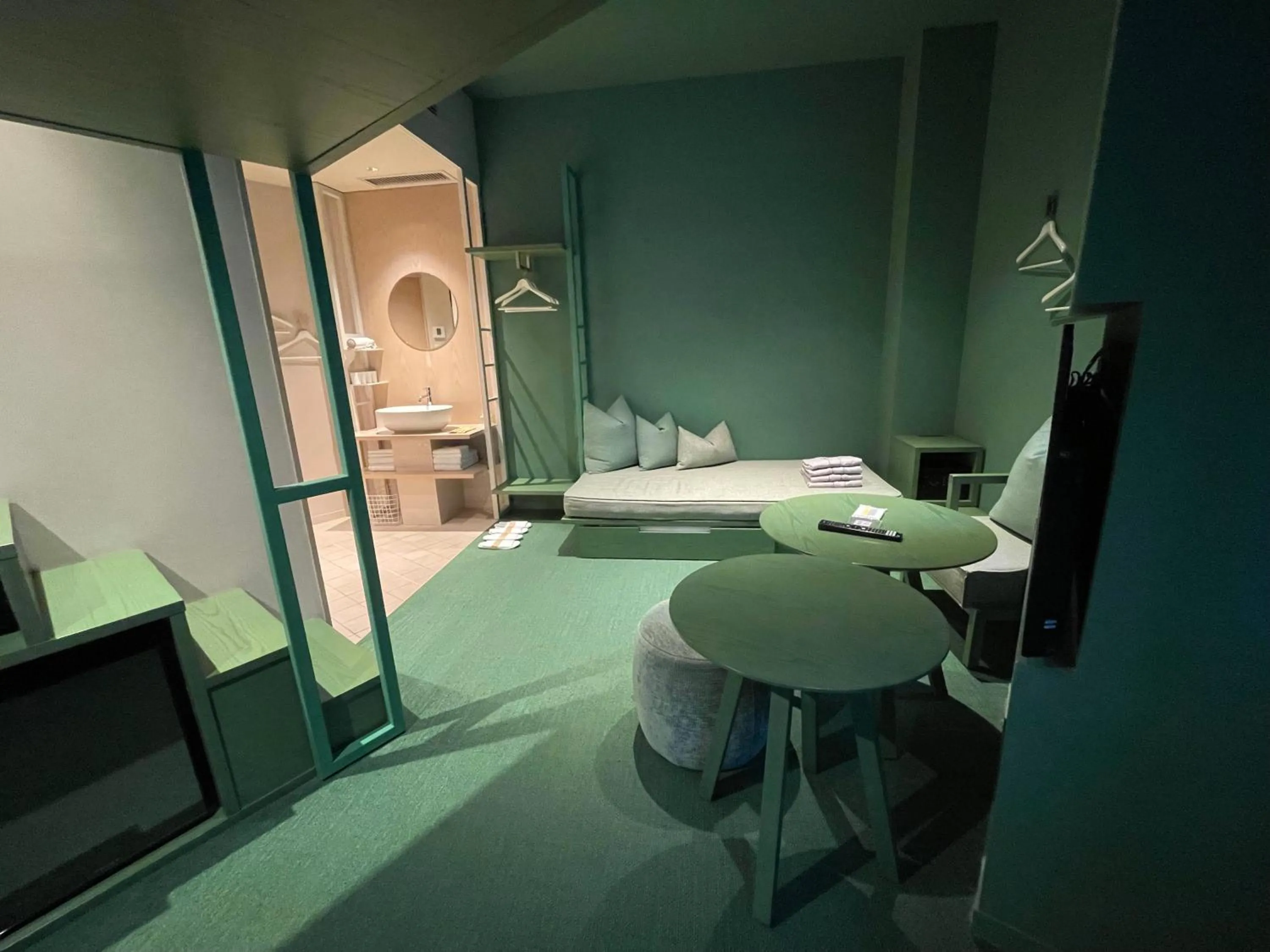 Bed in toggle hotel suidobashi TOKYO