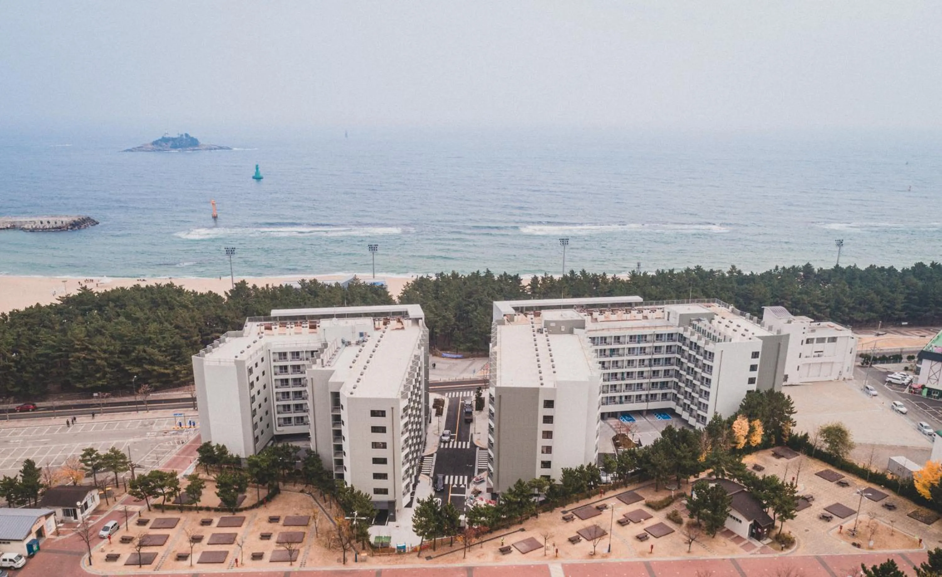 Beach in Risen Ocean Park Hotel