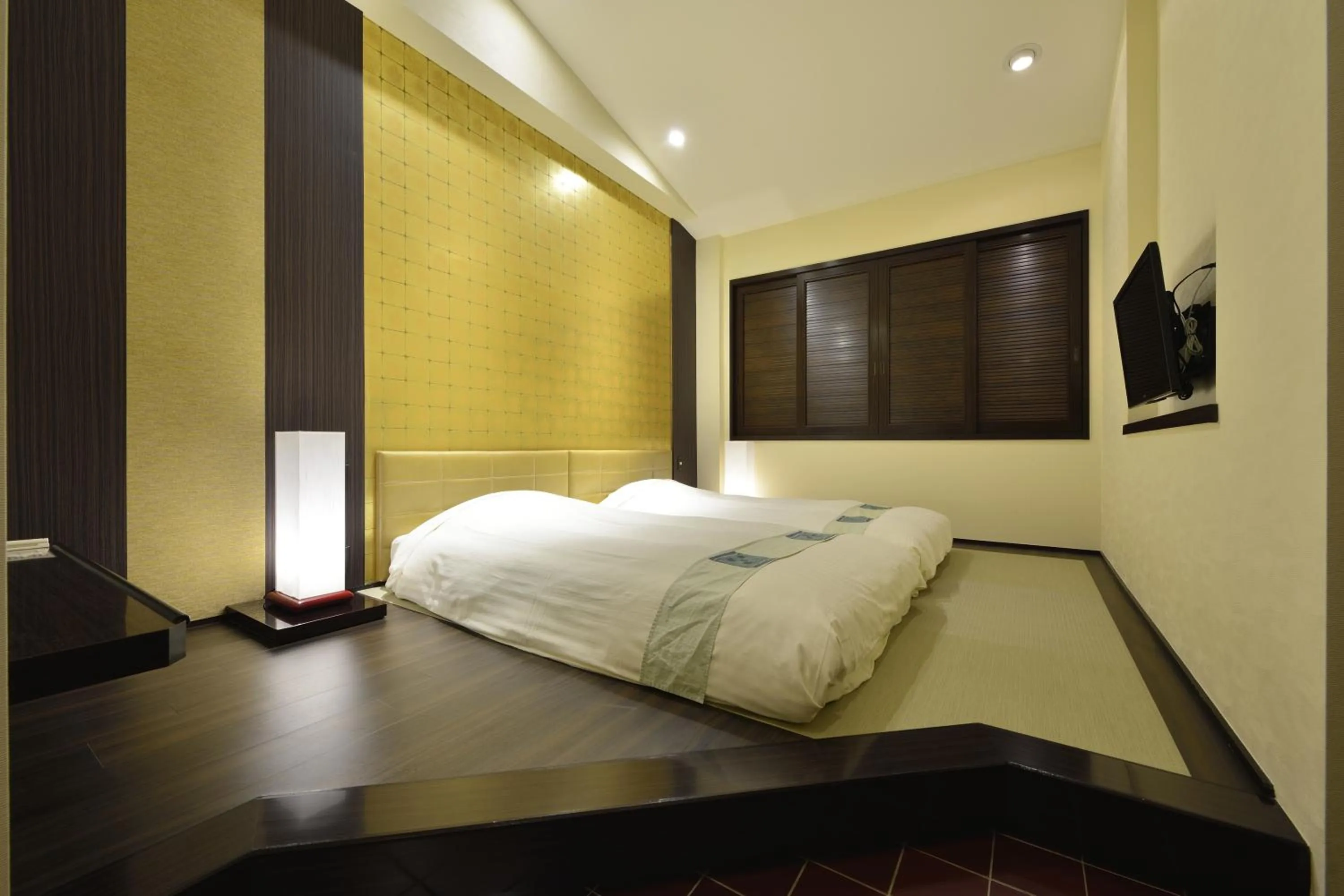 Bed in EXES Ishigaki