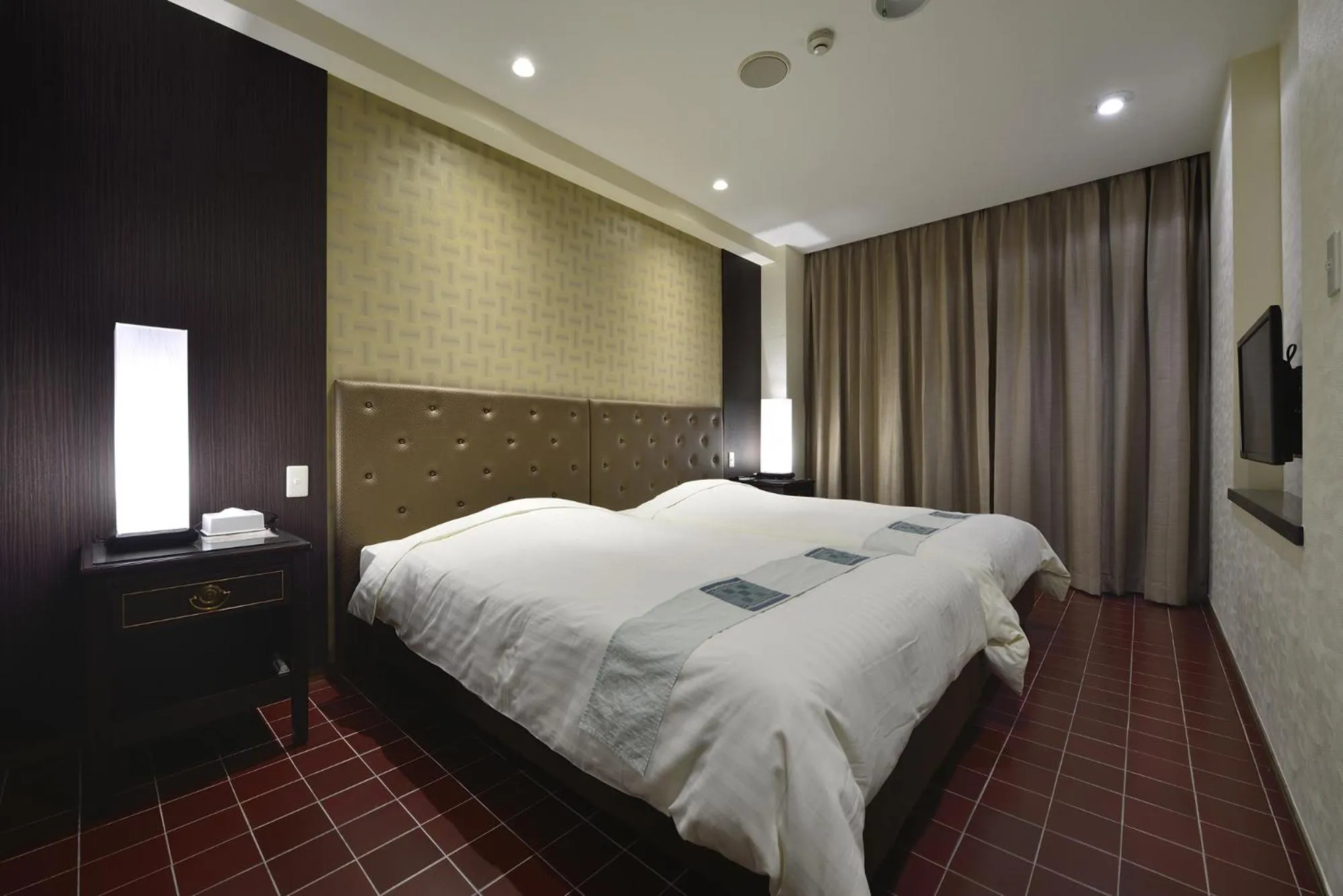 Bed in EXES Ishigaki