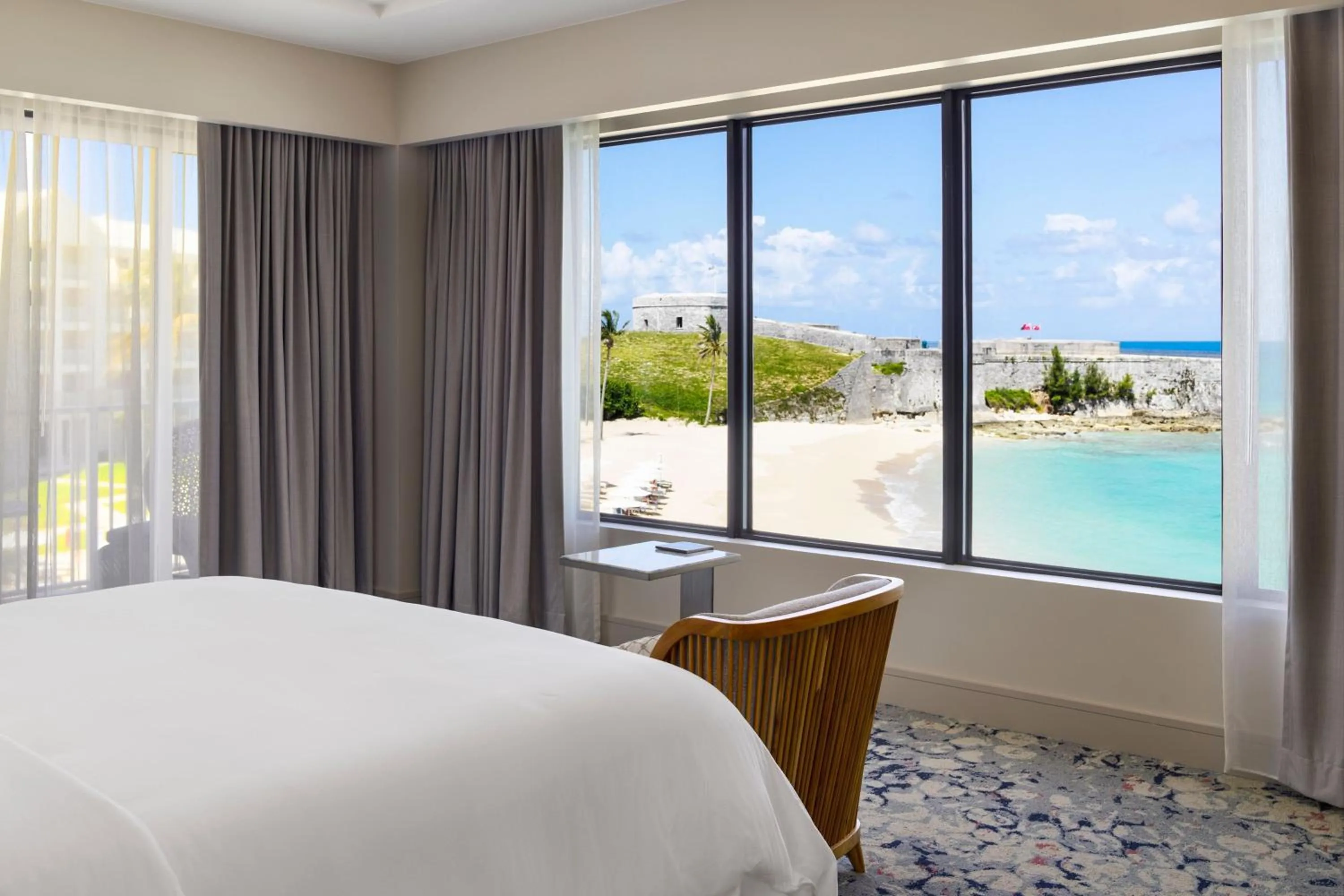 Bedroom, Bed in The St. Regis Bermuda Resort
