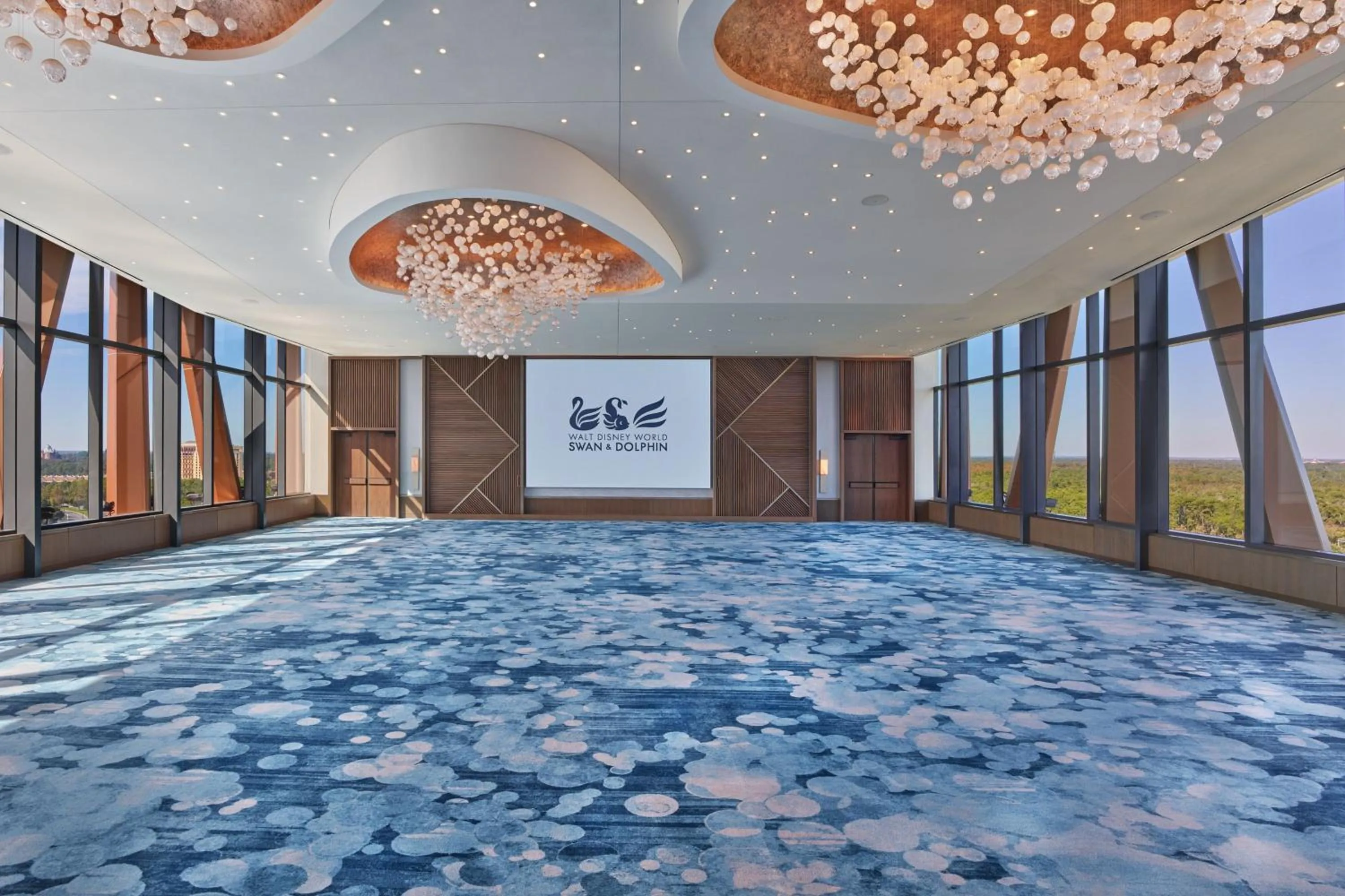 Banquet/Function facilities in Walt Disney World Swan Reserve