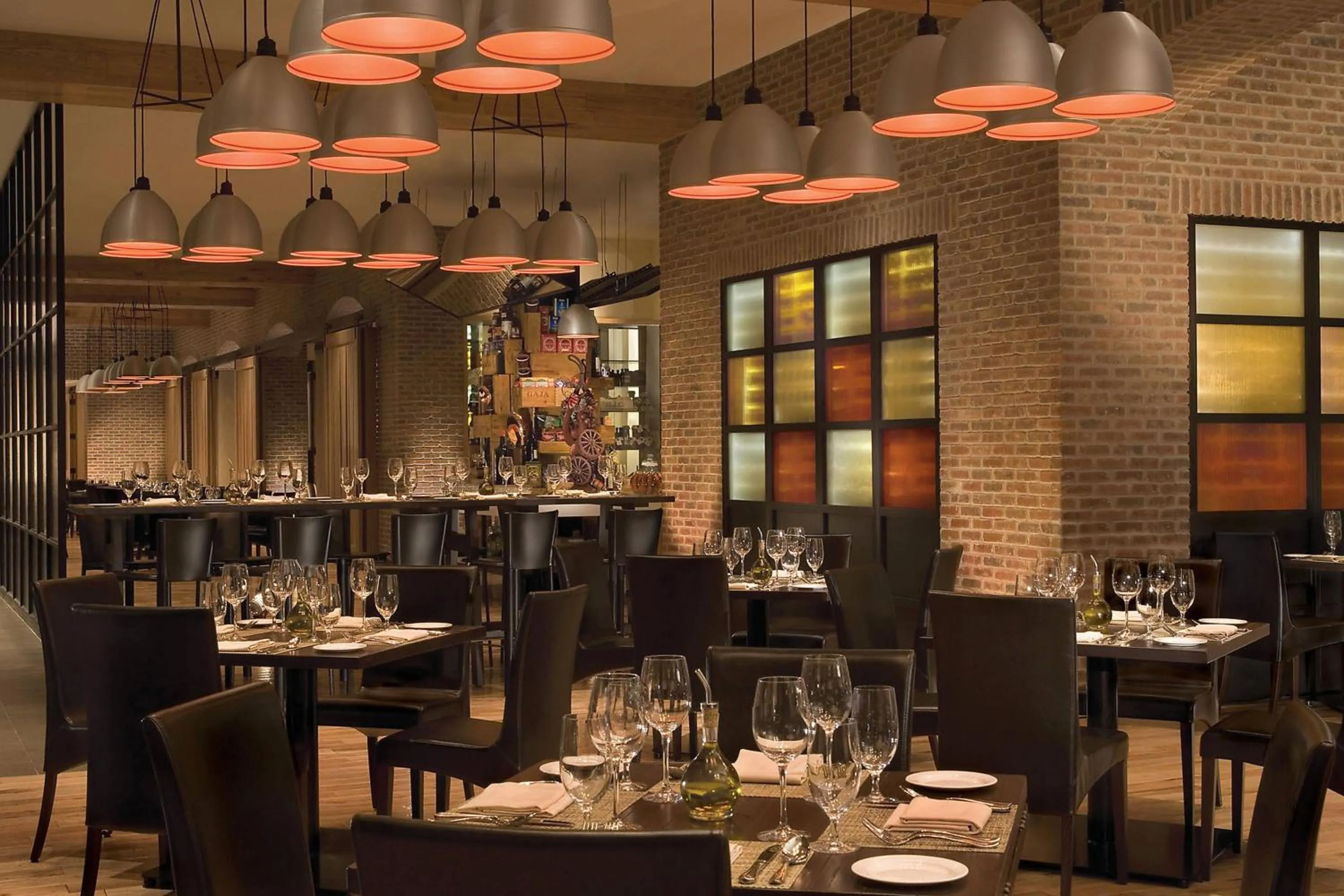 Restaurant/places to eat in Walt Disney World Swan Reserve