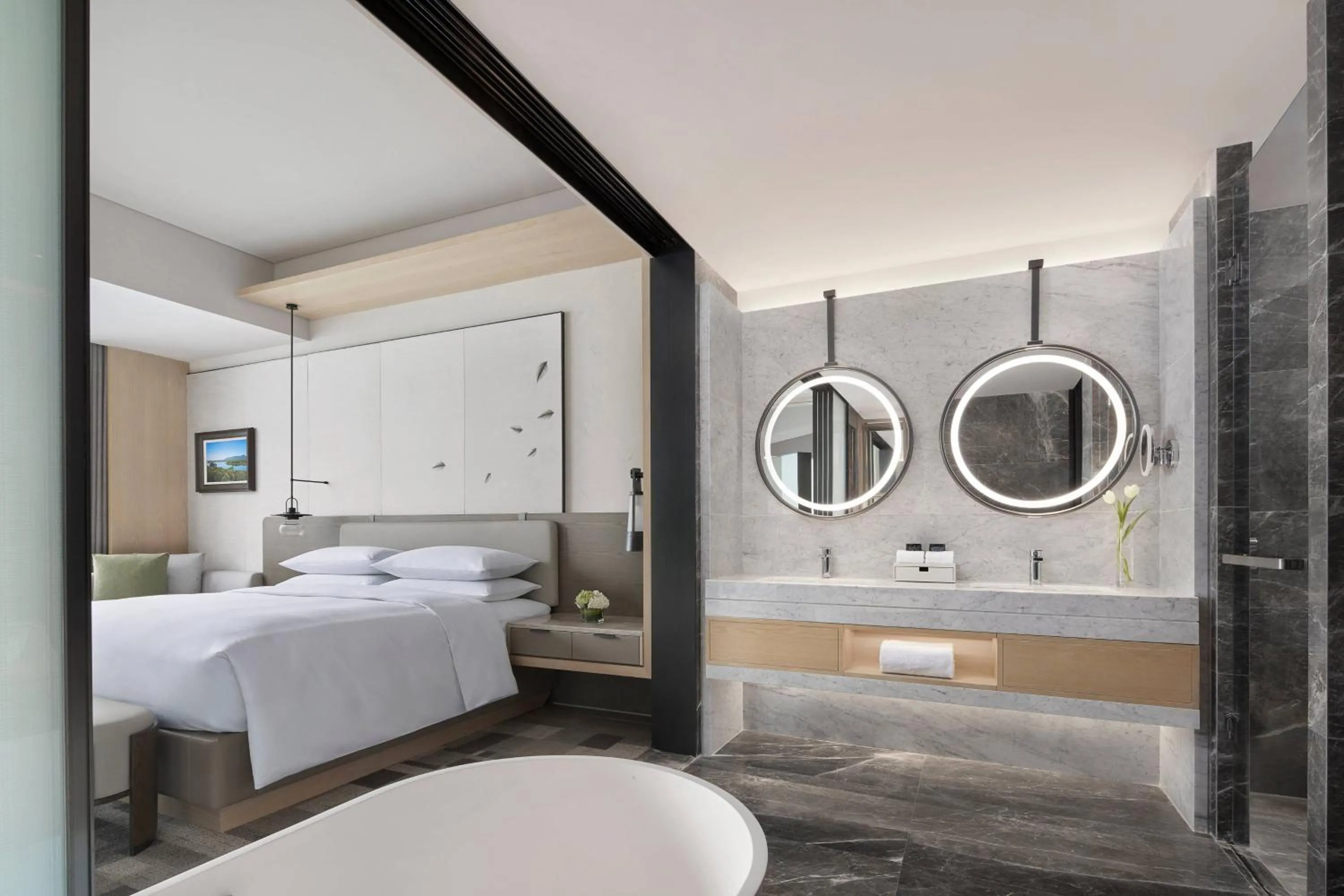 Photo of the whole room, Bed in Liyang Marriott Hotel